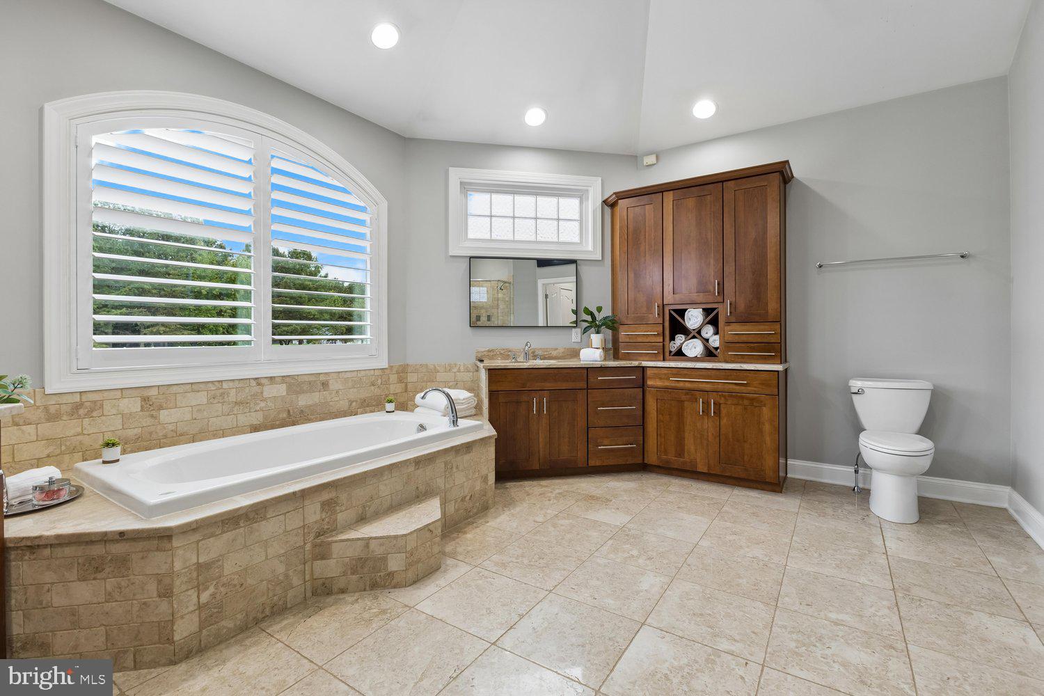 QUEEN ANNE'S ON THE WYE - Residential