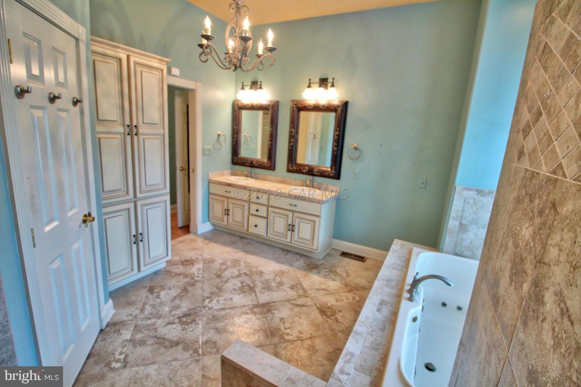 OCEAN REEF - Residential