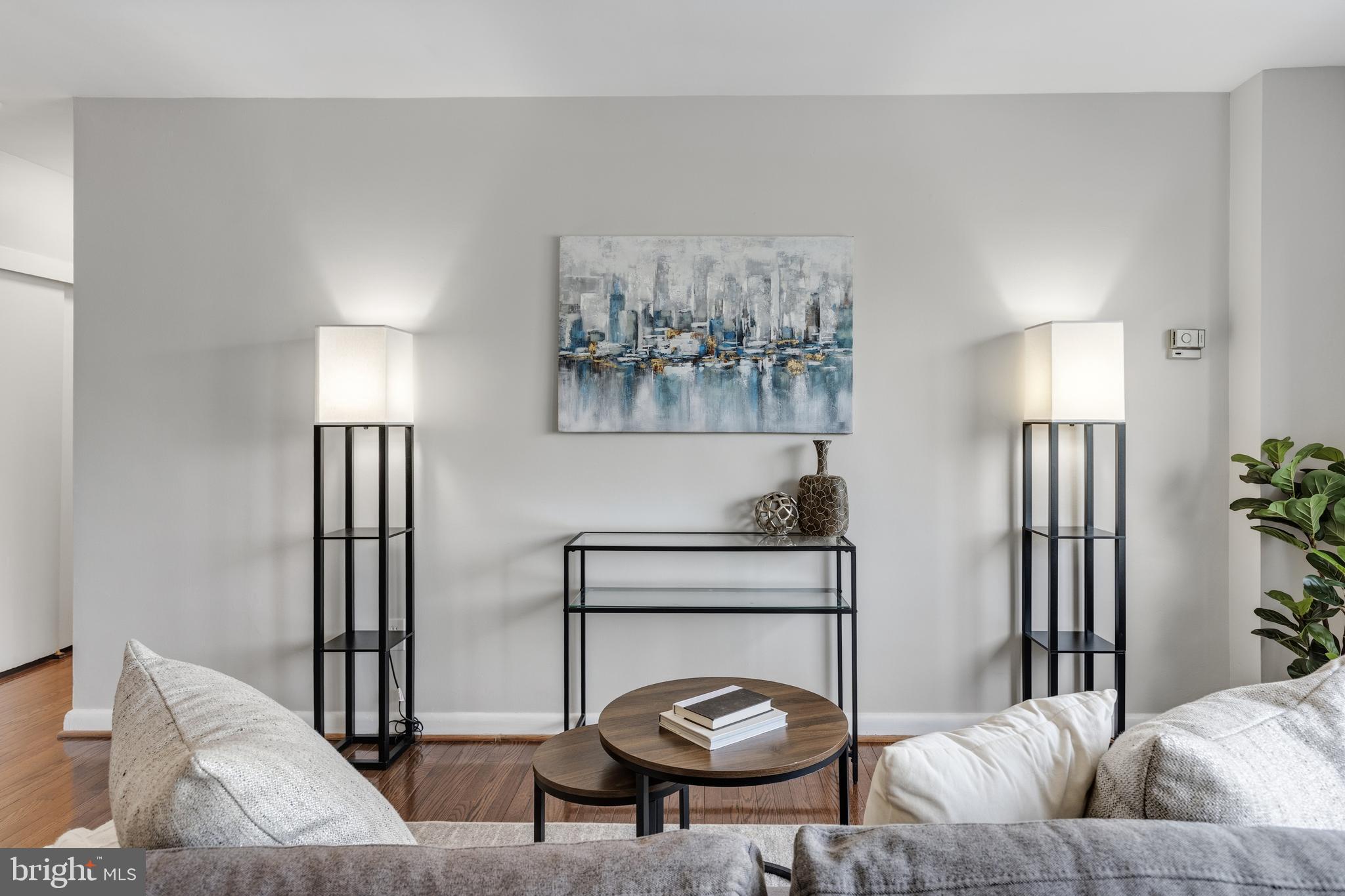 STRATTON HOUSE - Residential