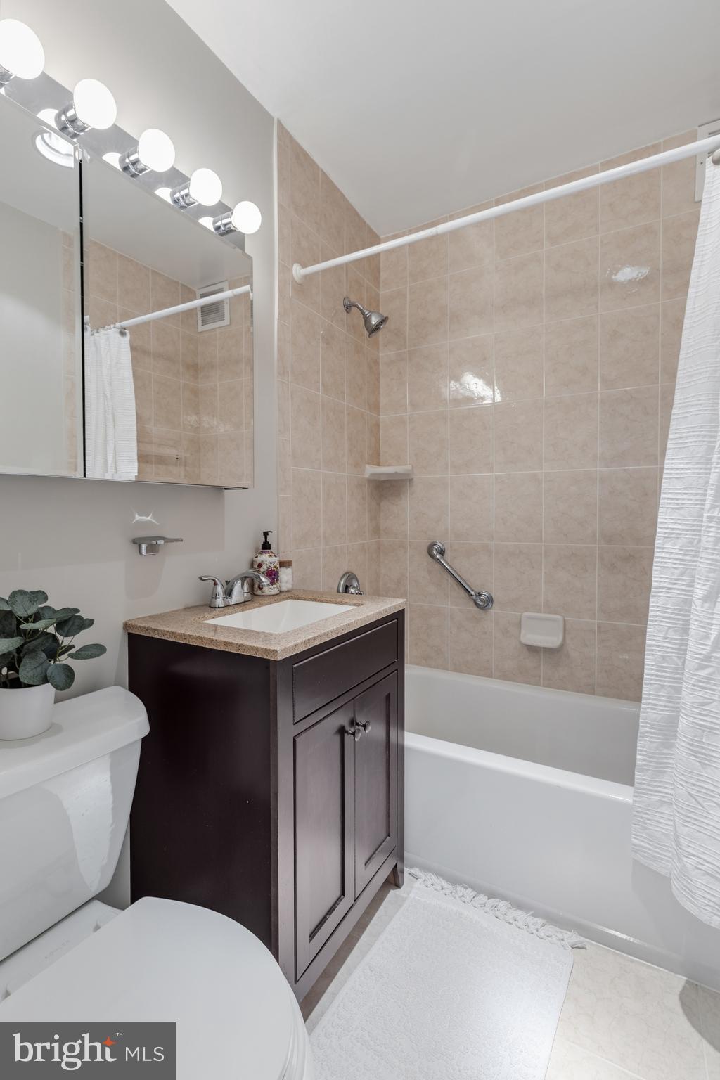 STRATTON HOUSE - Residential