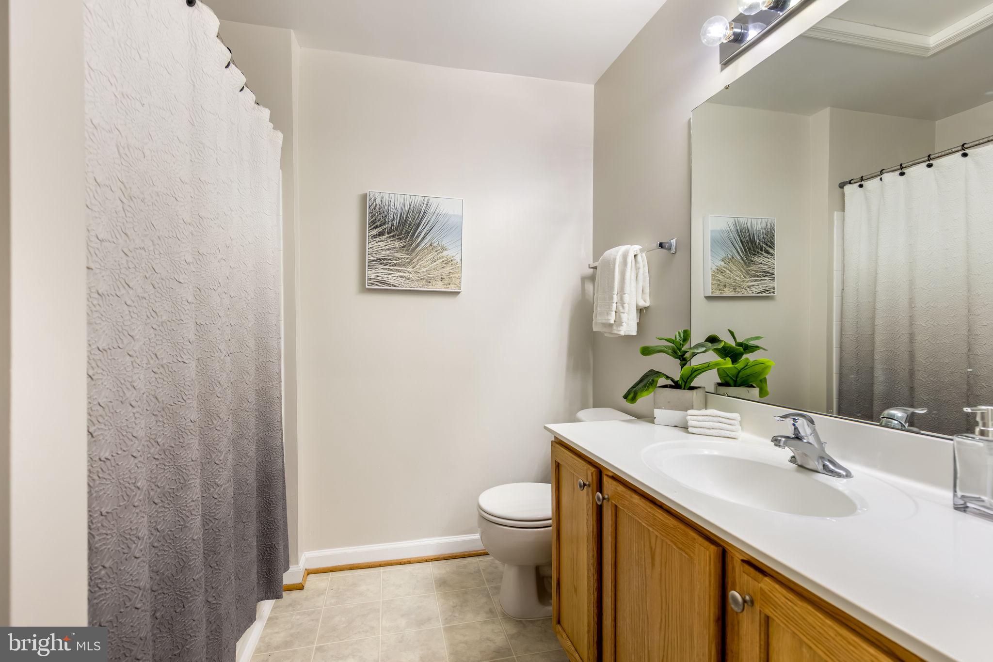 LANSDOWNE - Residential