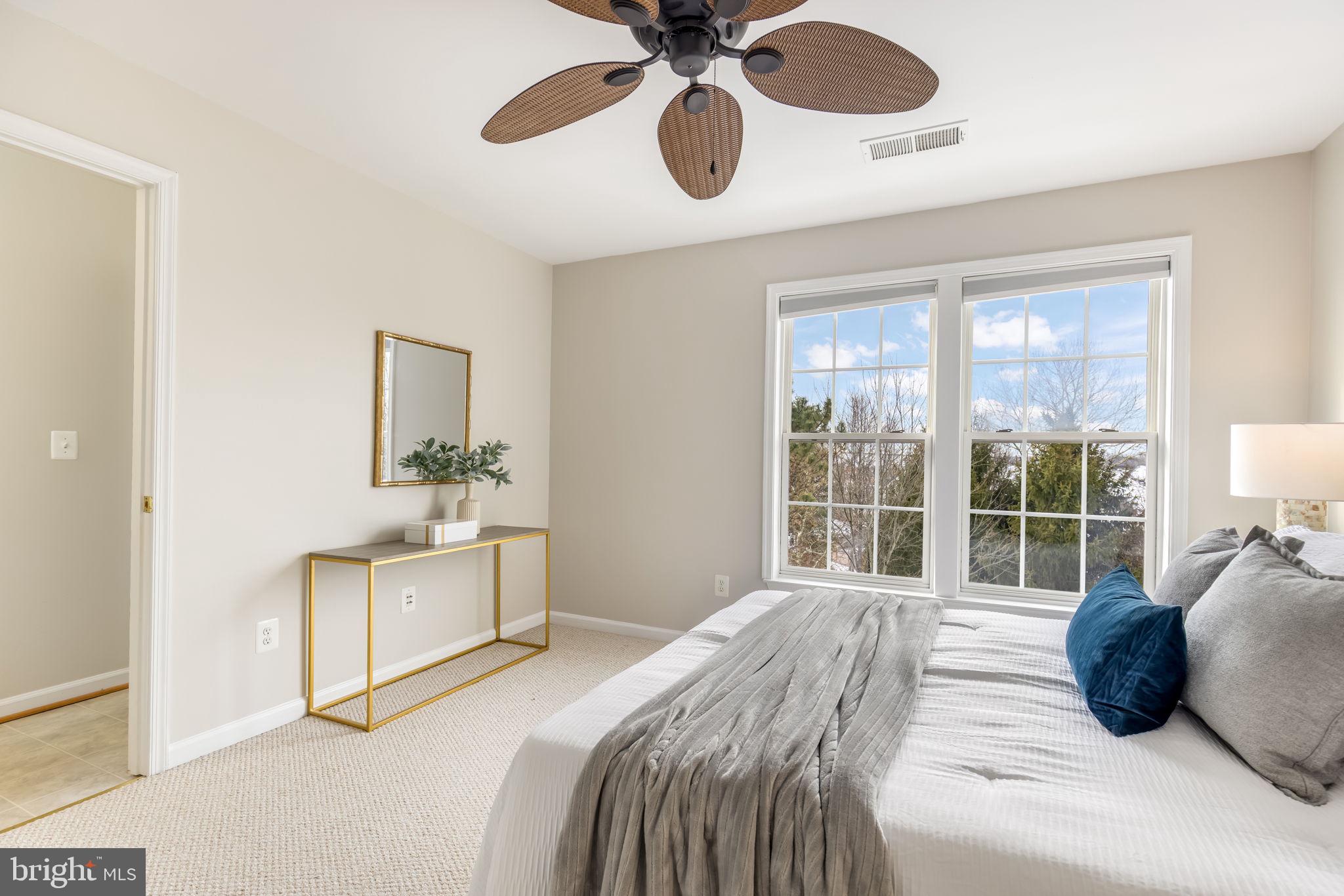 LANSDOWNE - Residential