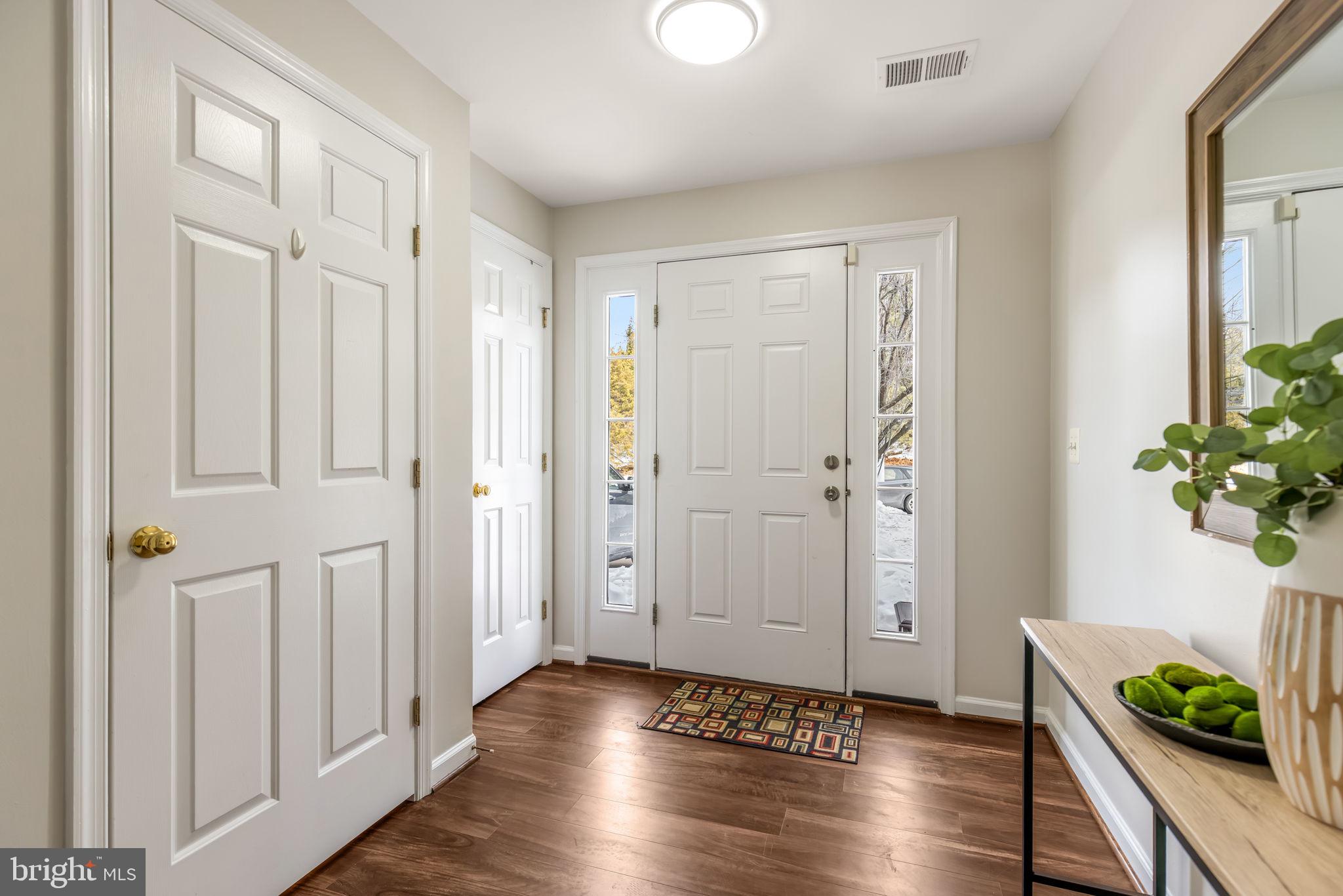 LANSDOWNE - Residential