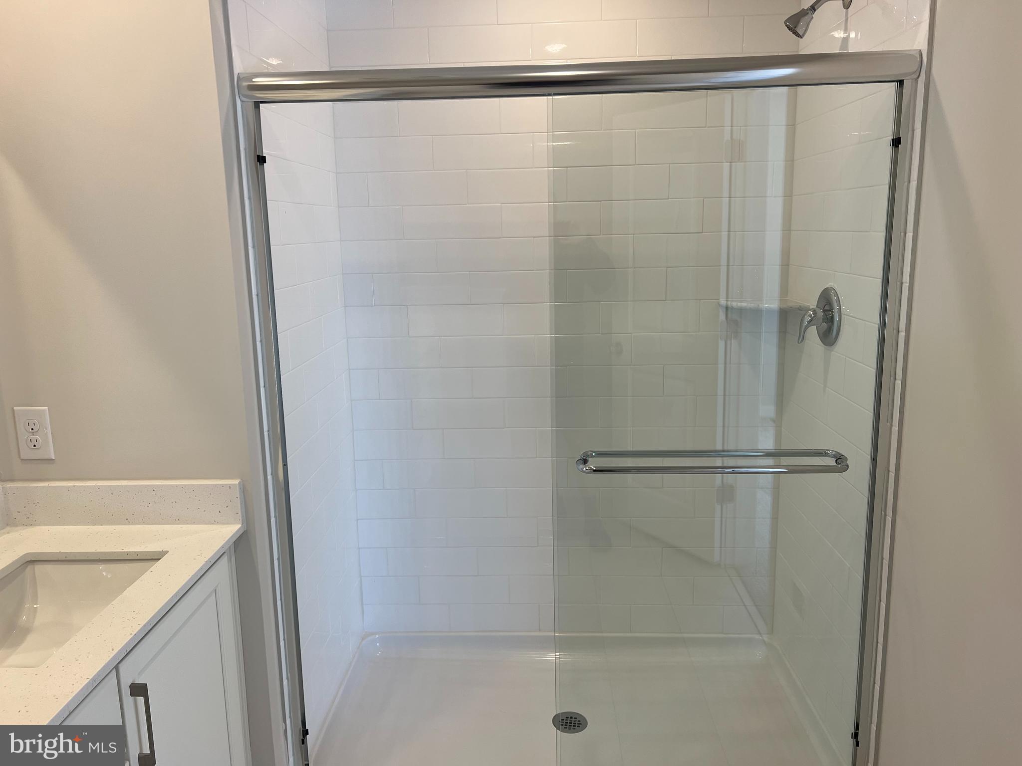 RIVER POINTE - Residential Lease