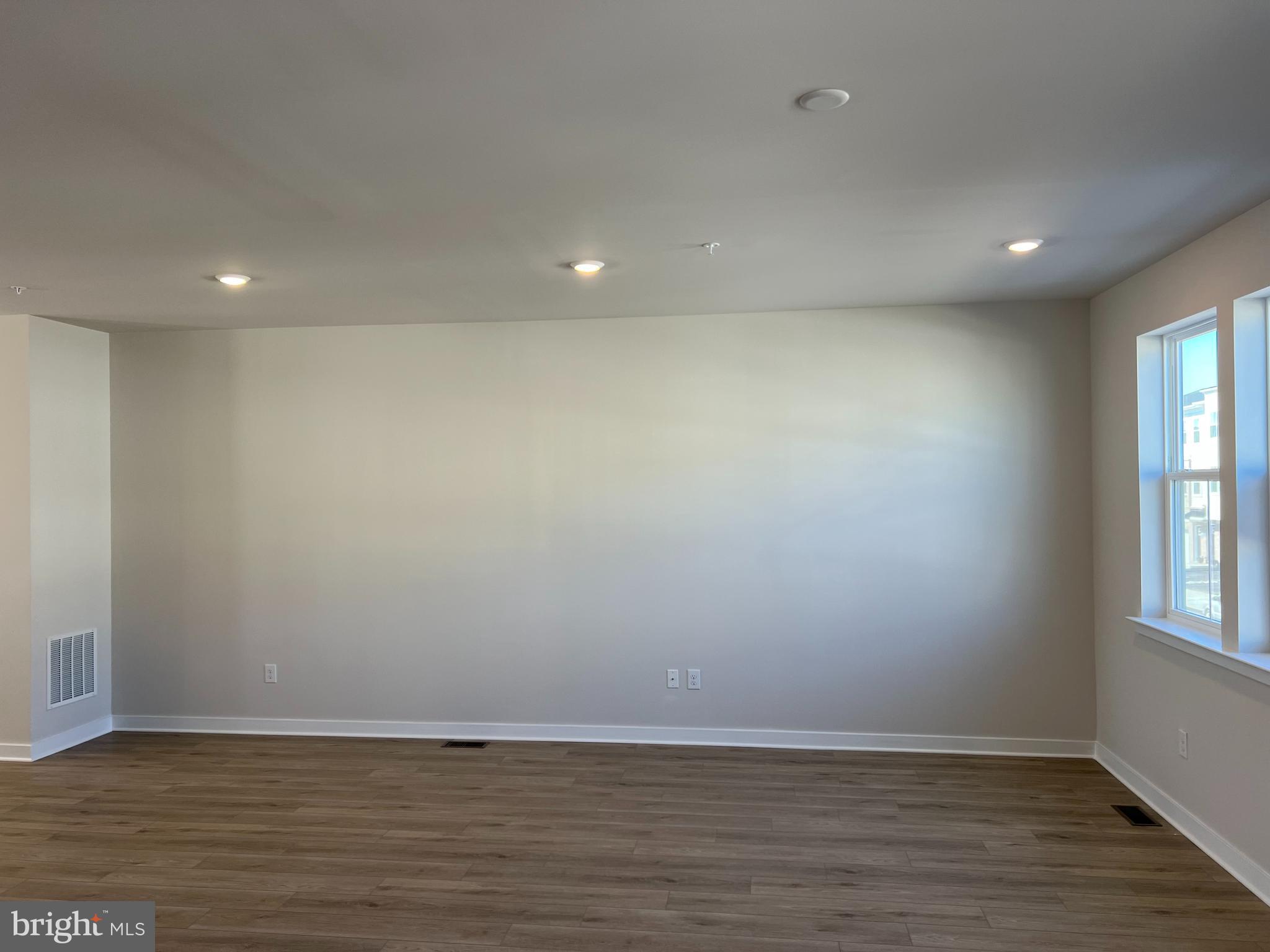 RIVER POINTE - Residential Lease