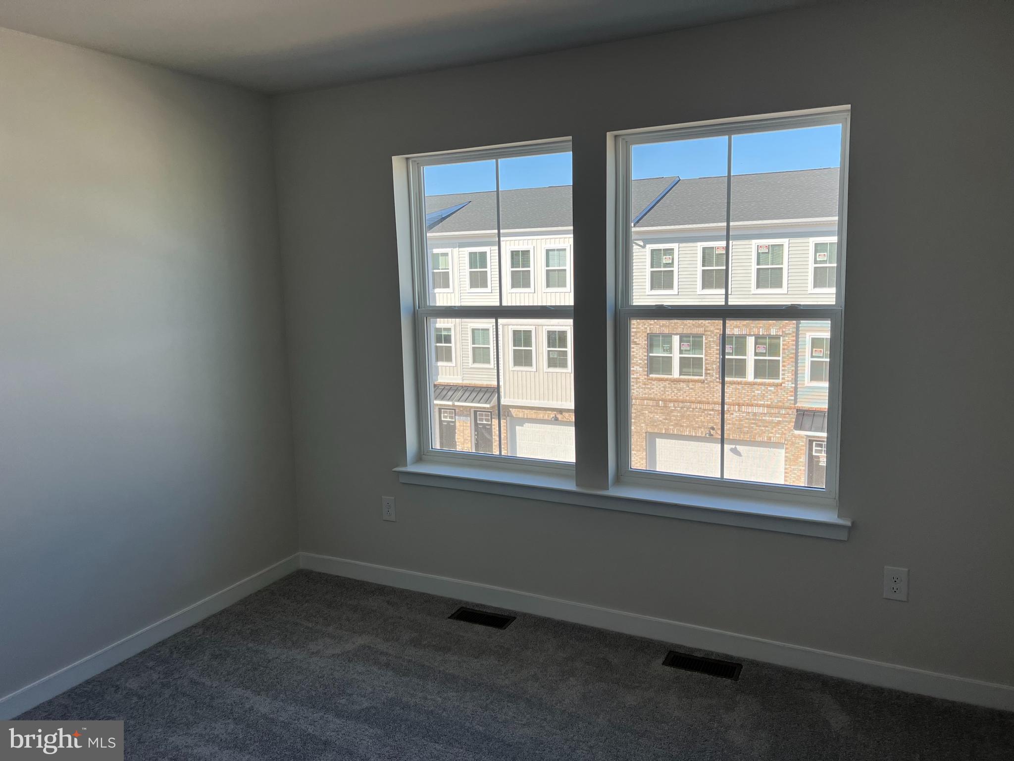 RIVER POINTE - Residential Lease