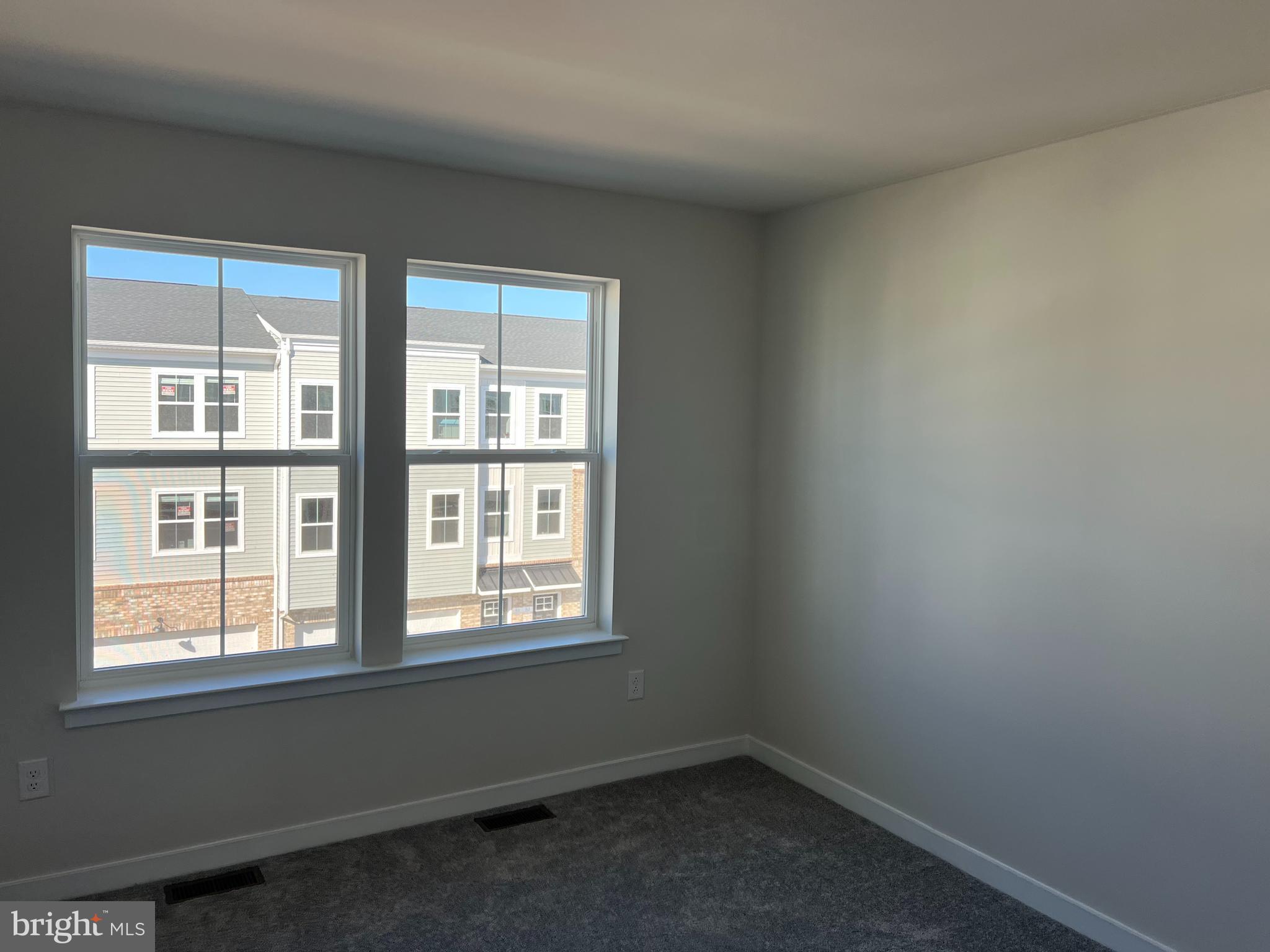 RIVER POINTE - Residential Lease