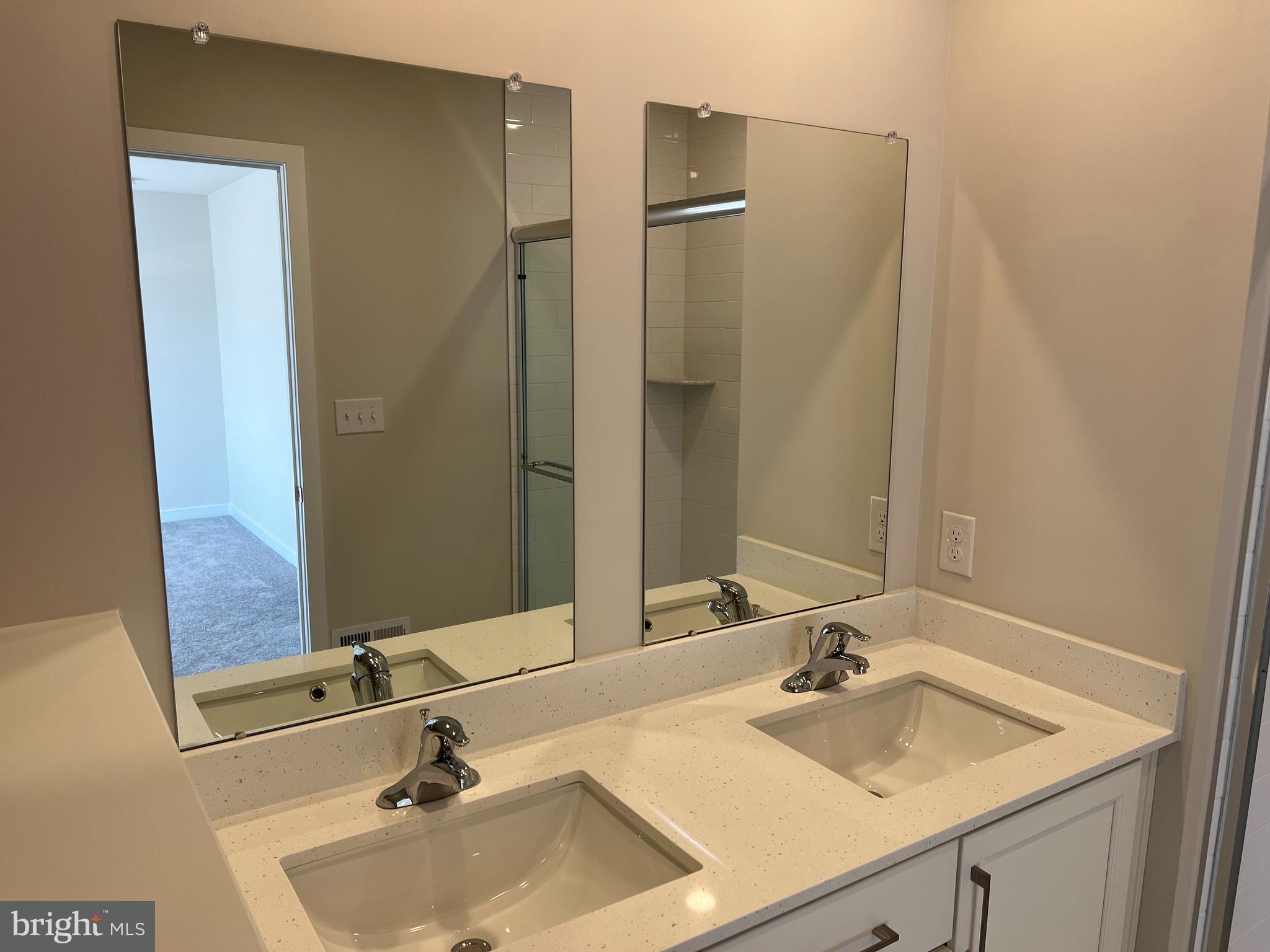 RIVER POINTE - Residential Lease