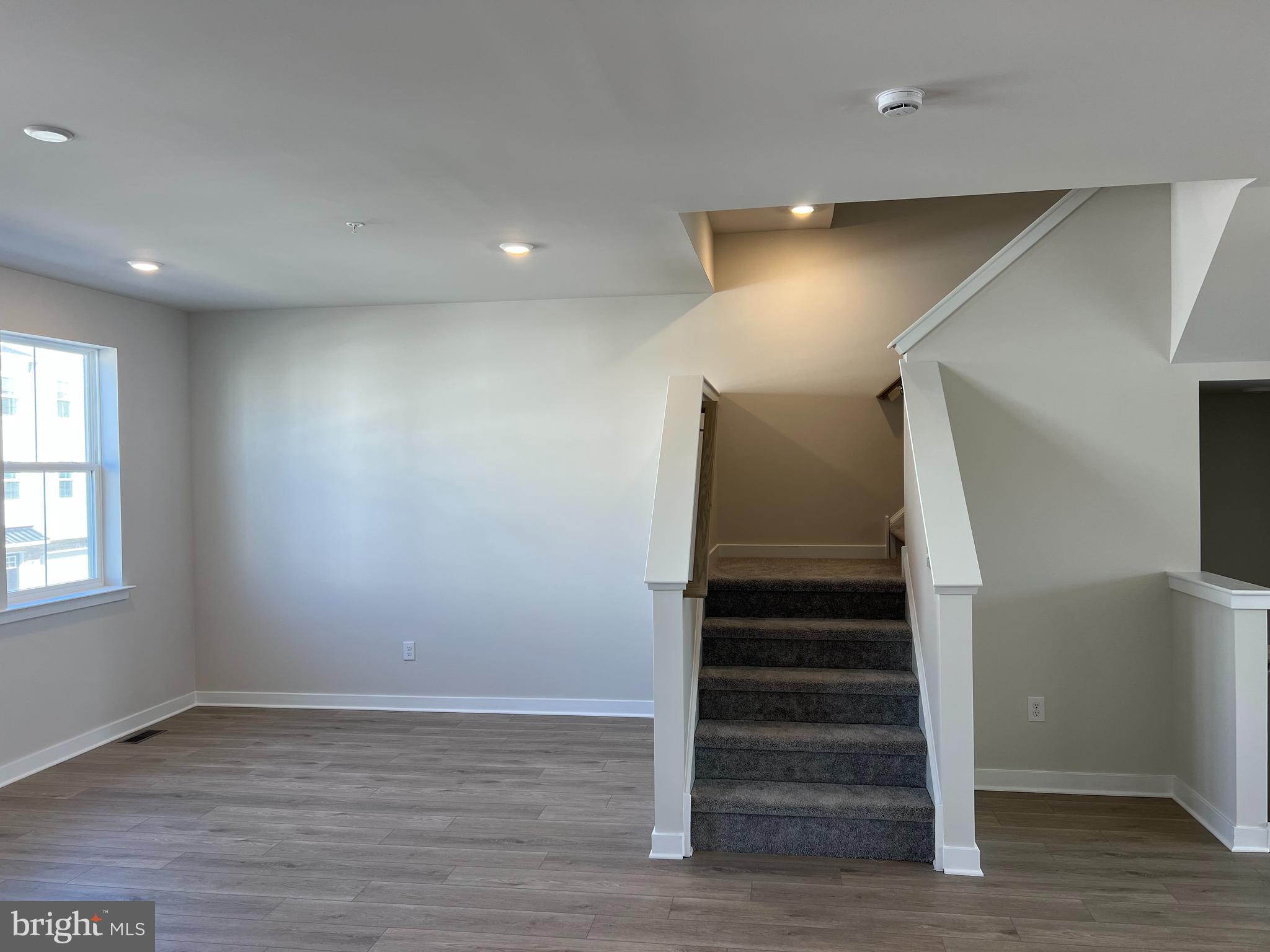 RIVER POINTE - Residential Lease