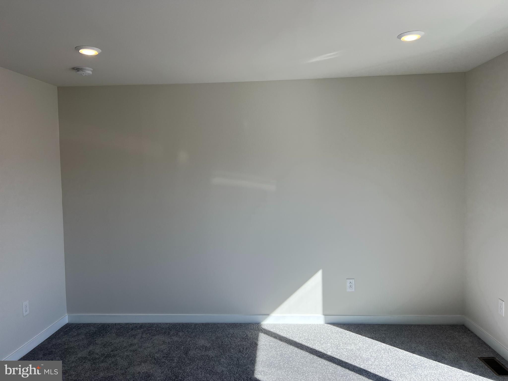 RIVER POINTE - Residential Lease