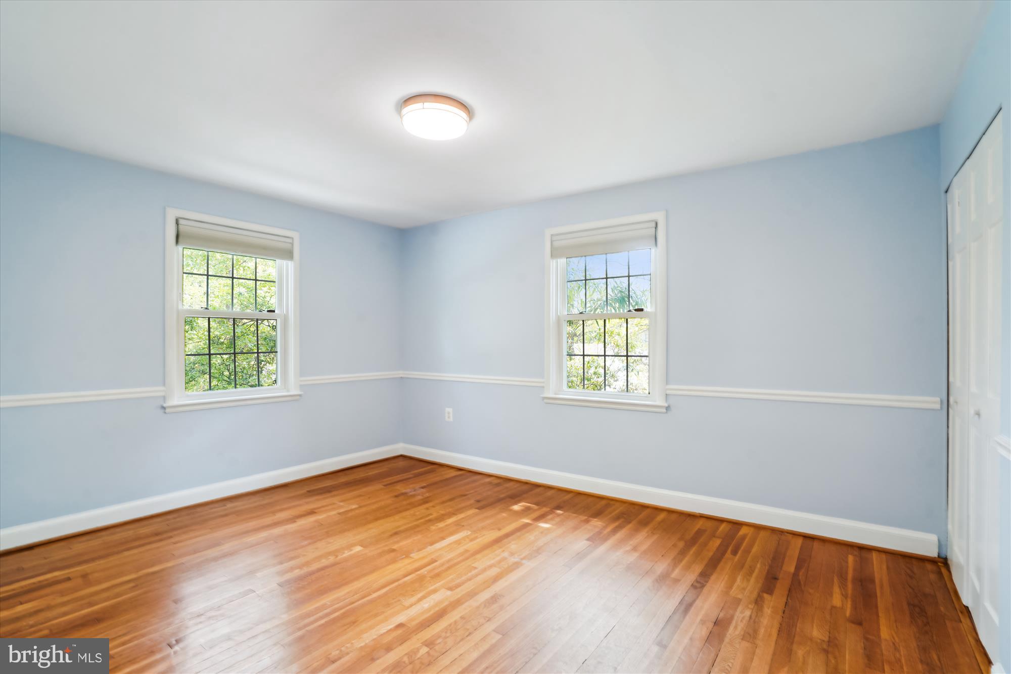 HOLMES RUN ACRES - Residential Lease