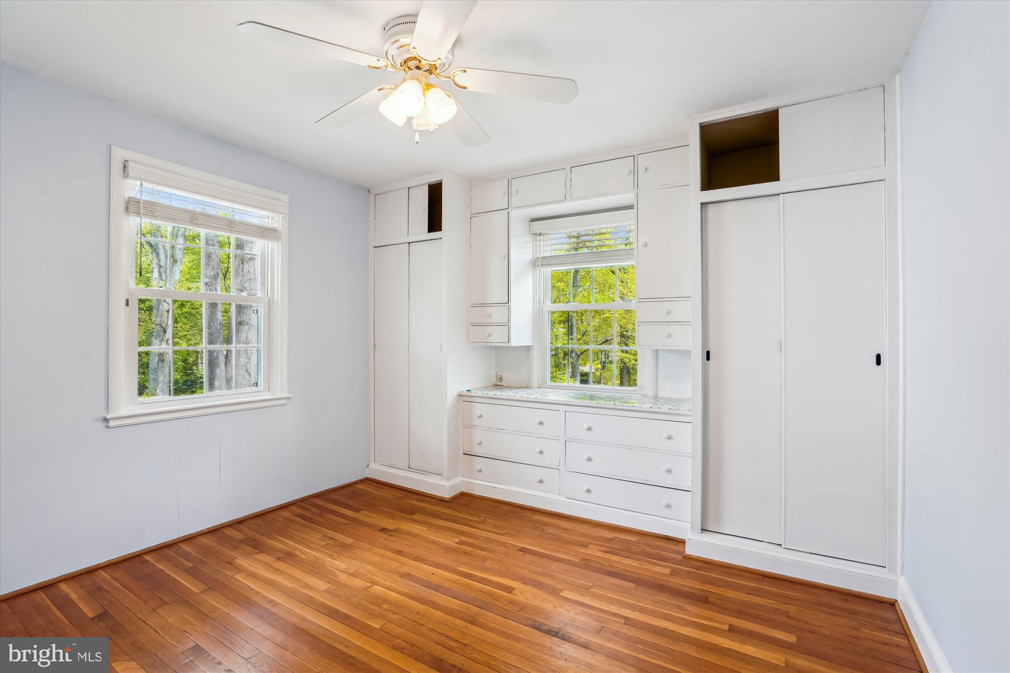 HOLMES RUN ACRES - Residential Lease