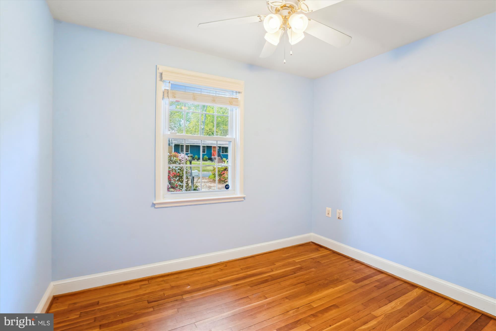 HOLMES RUN ACRES - Residential Lease