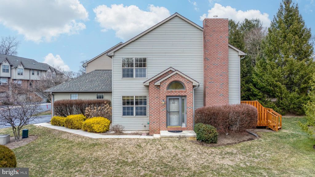 Photo of 127 River Bend Park, LANCASTER, PA 17602 (MLS # PALA2078582)