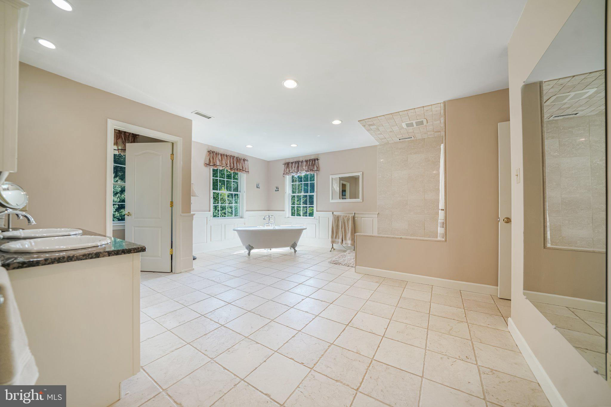 RAINTREE - Residential