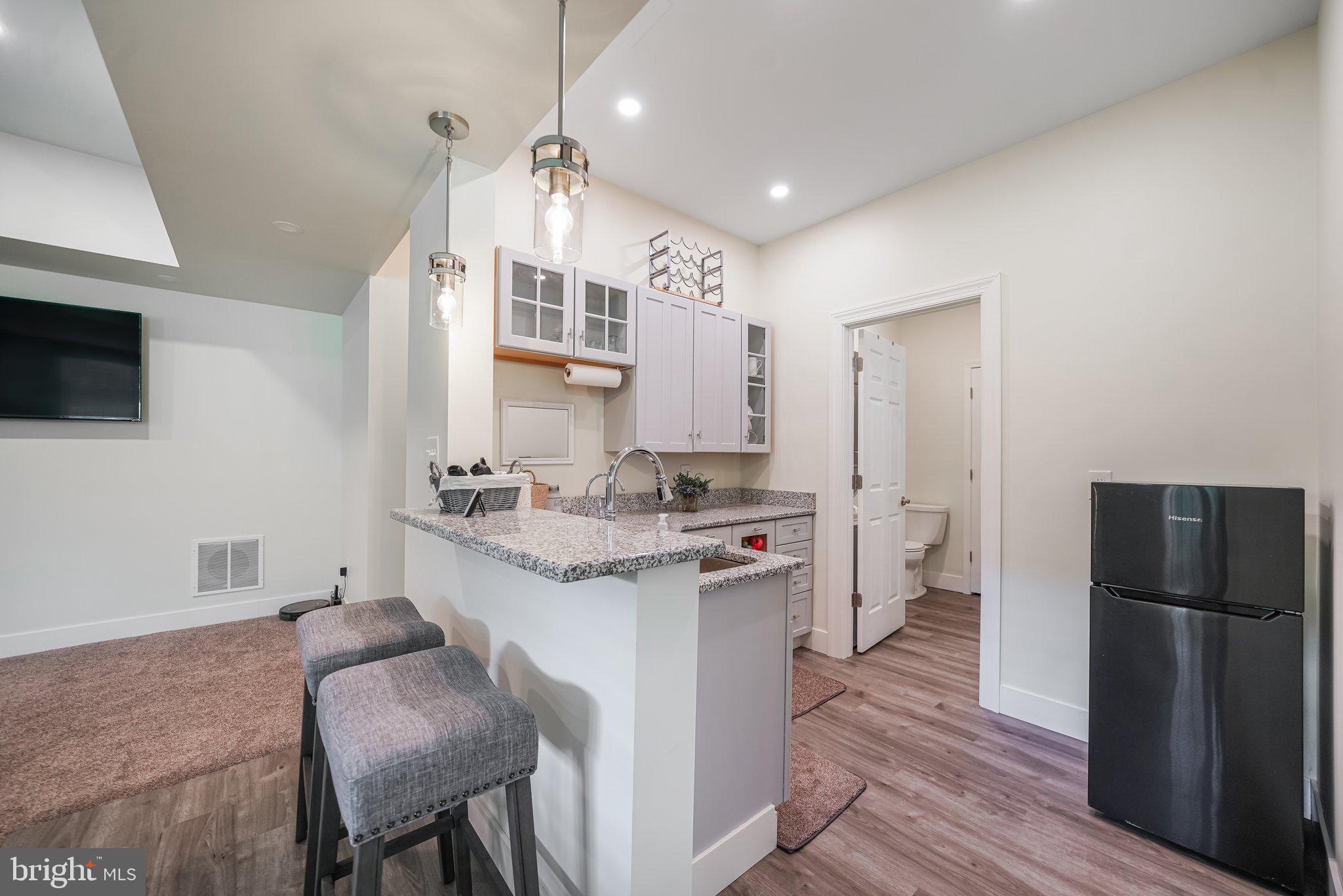 RAINTREE - Residential