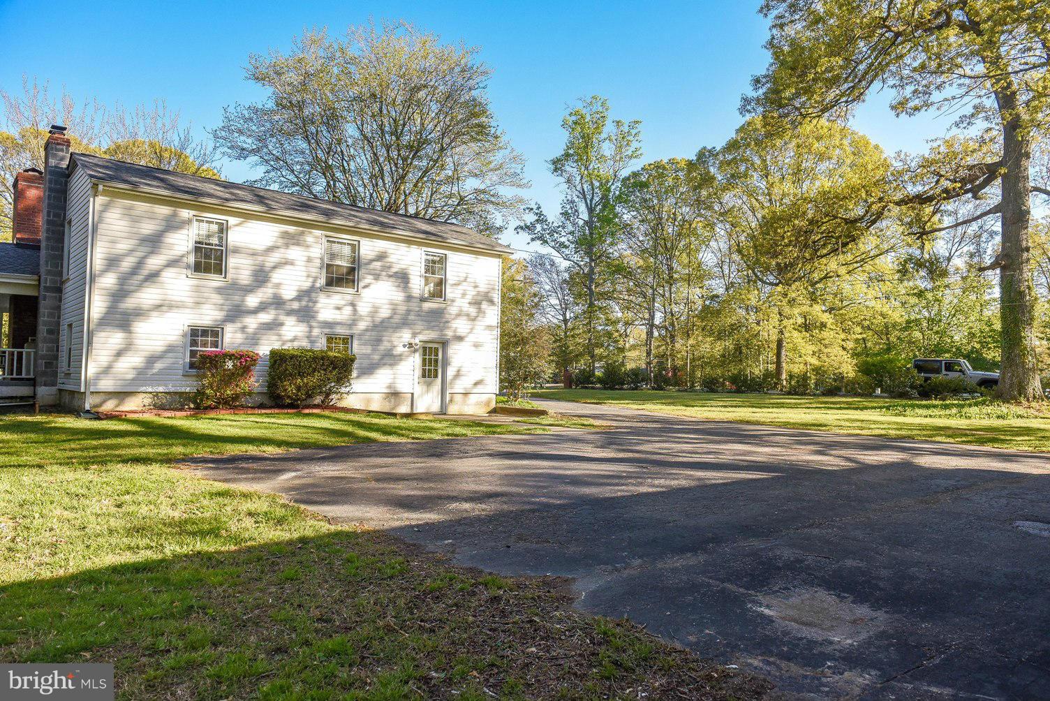 TOWN CREEK - Residential Lease