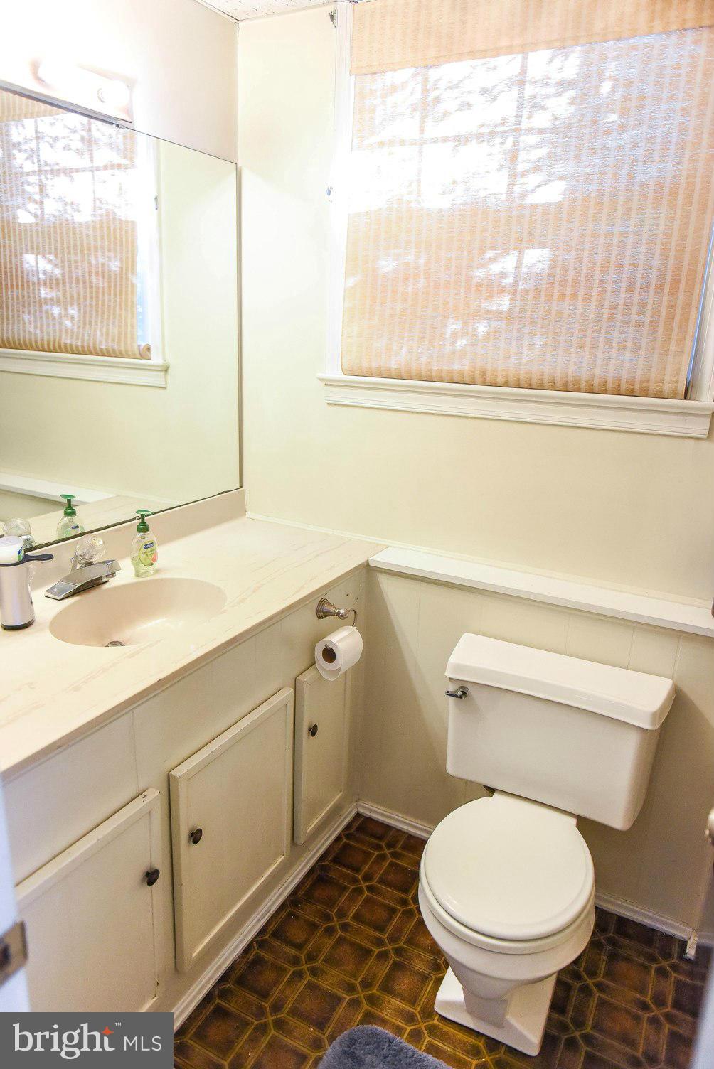 TOWN CREEK - Residential Lease