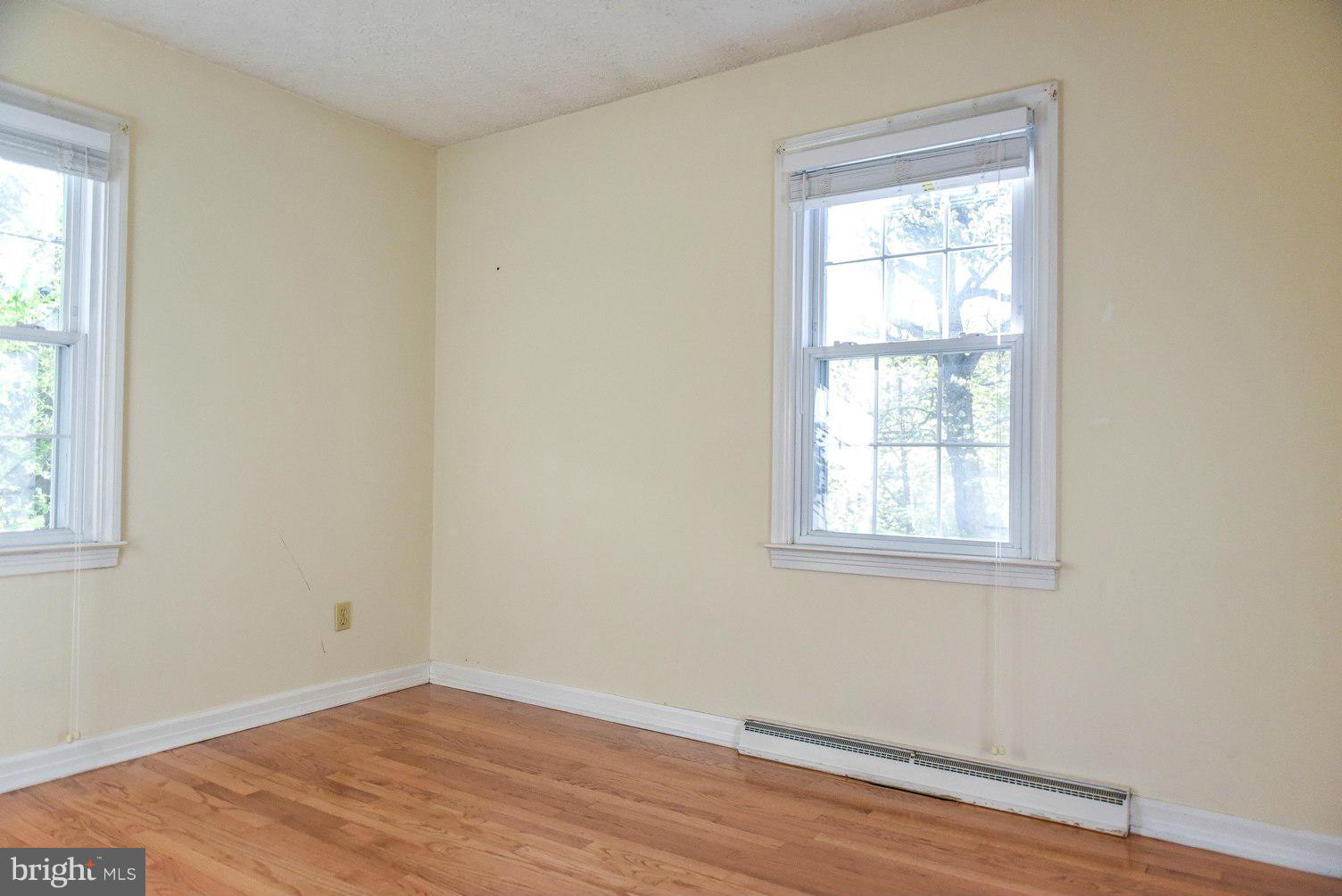 TOWN CREEK - Residential Lease