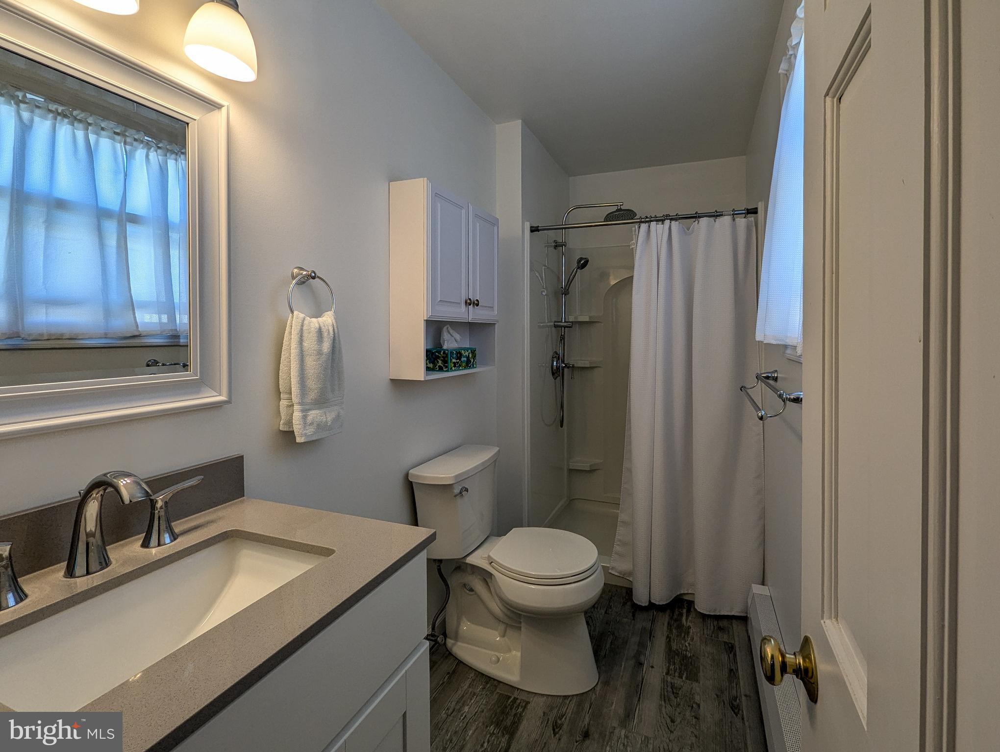 COUNTRY MEADOWS - Residential