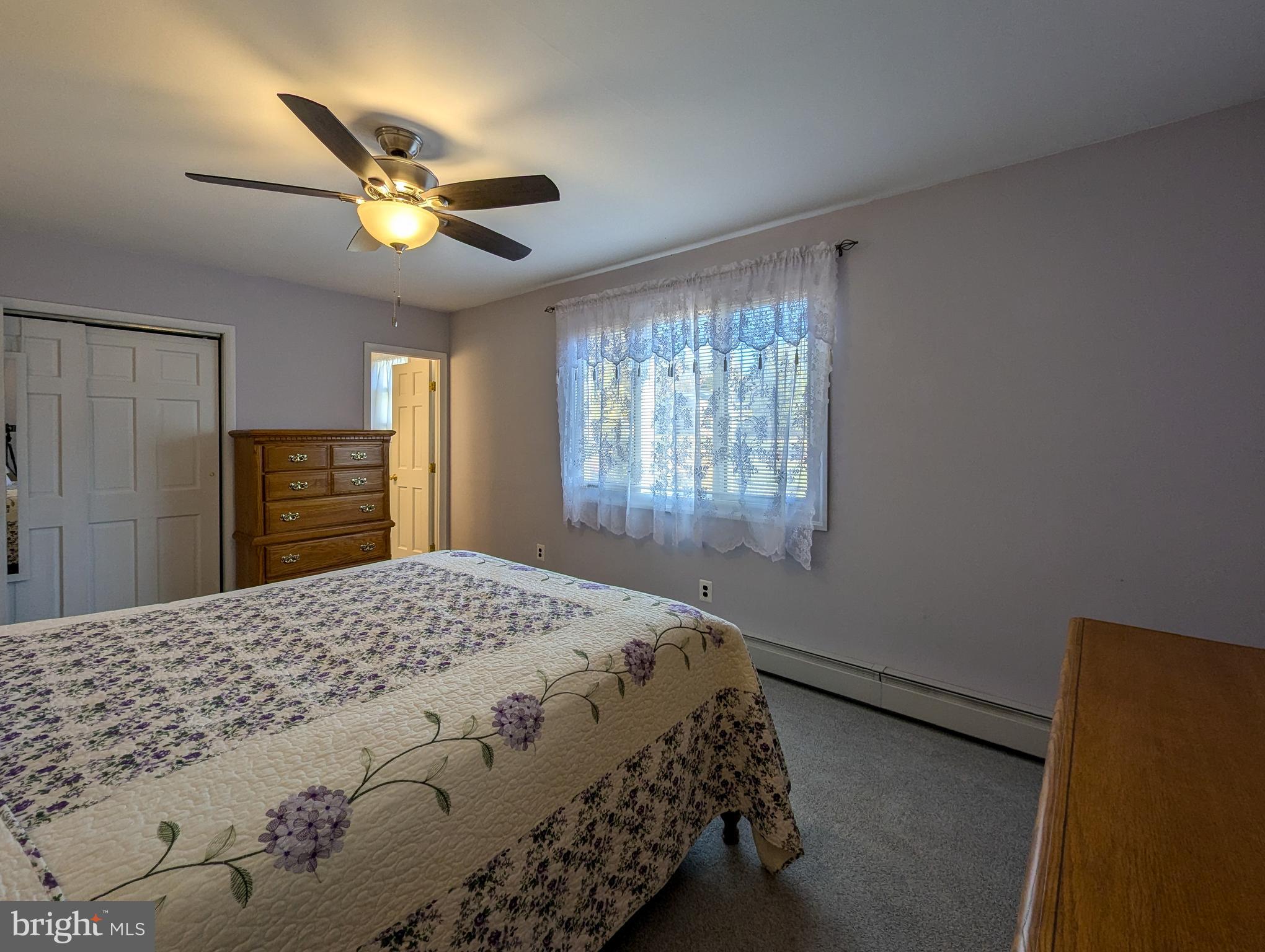 COUNTRY MEADOWS - Residential