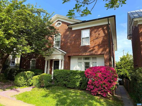 403 ALTAMONT CIR CHARLOTTESVILLE VA 22902