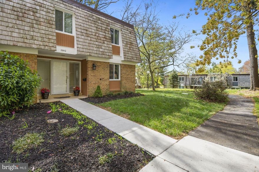 ALL OFFERS DUE BY NOON MONDAY APRIL 19TH.  Meticulously maintained home in sought after neighborhood of Stedwick Townhomes.   This home boast of 3 bedrooms, 2.5 bathroom, eat in kitchen with stainless steel appliances, granite countertop, hard wood/bamboo/laminated floors, crown molding, chair molding, large bedrooms, spacious basement with family room and recreation space with full bar and sink, roof a year old and outdoor entertainment on the deck.  Restaurants, schools, public transportation with in a mile.  This home will not disappoint...A MUST SEE!