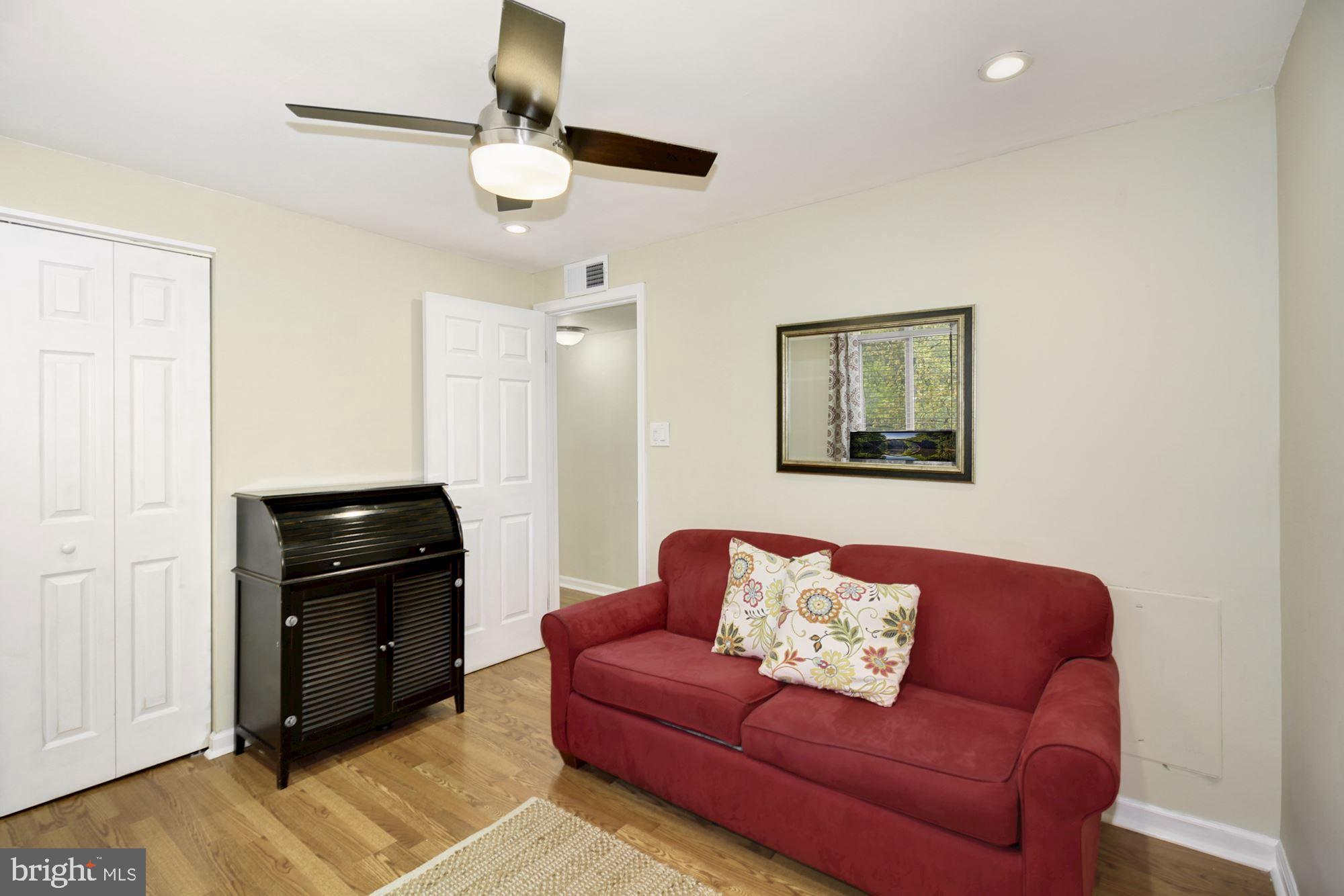 STEDWICK TOWNHOUSES - Residential