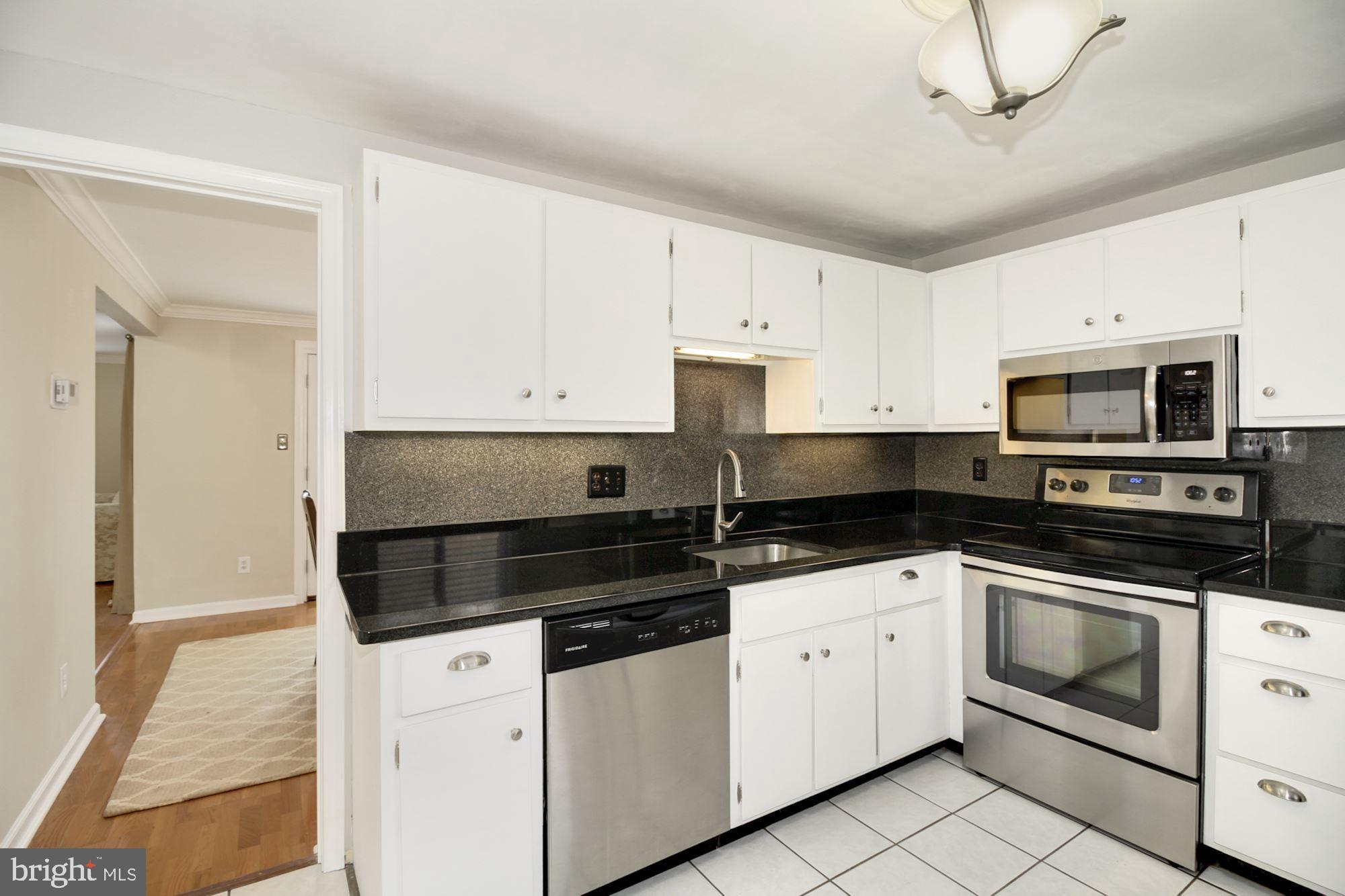 STEDWICK TOWNHOUSES - Residential