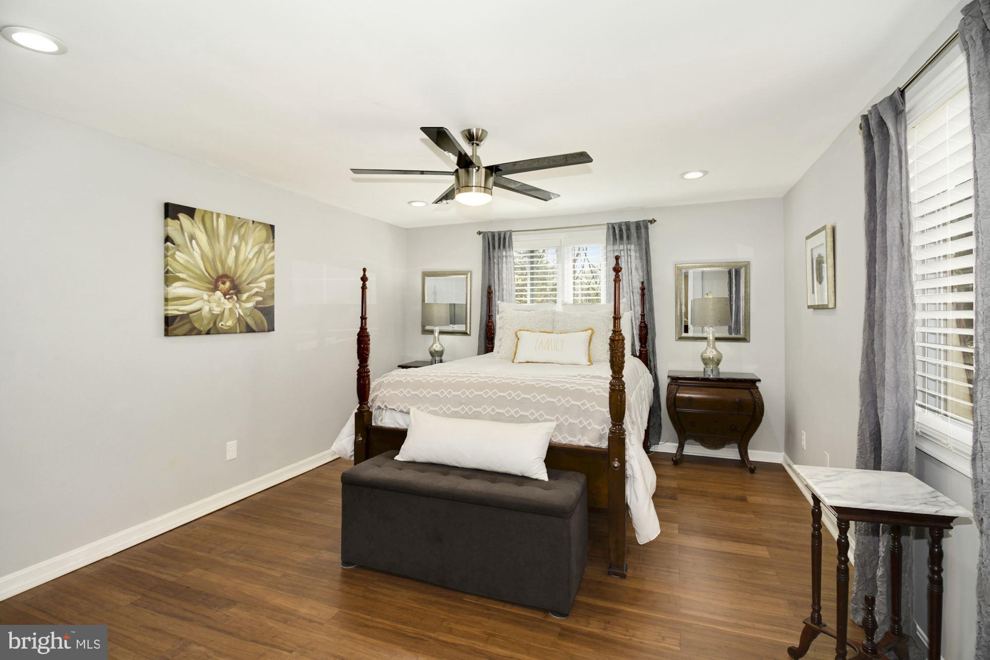 STEDWICK TOWNHOUSES - Residential