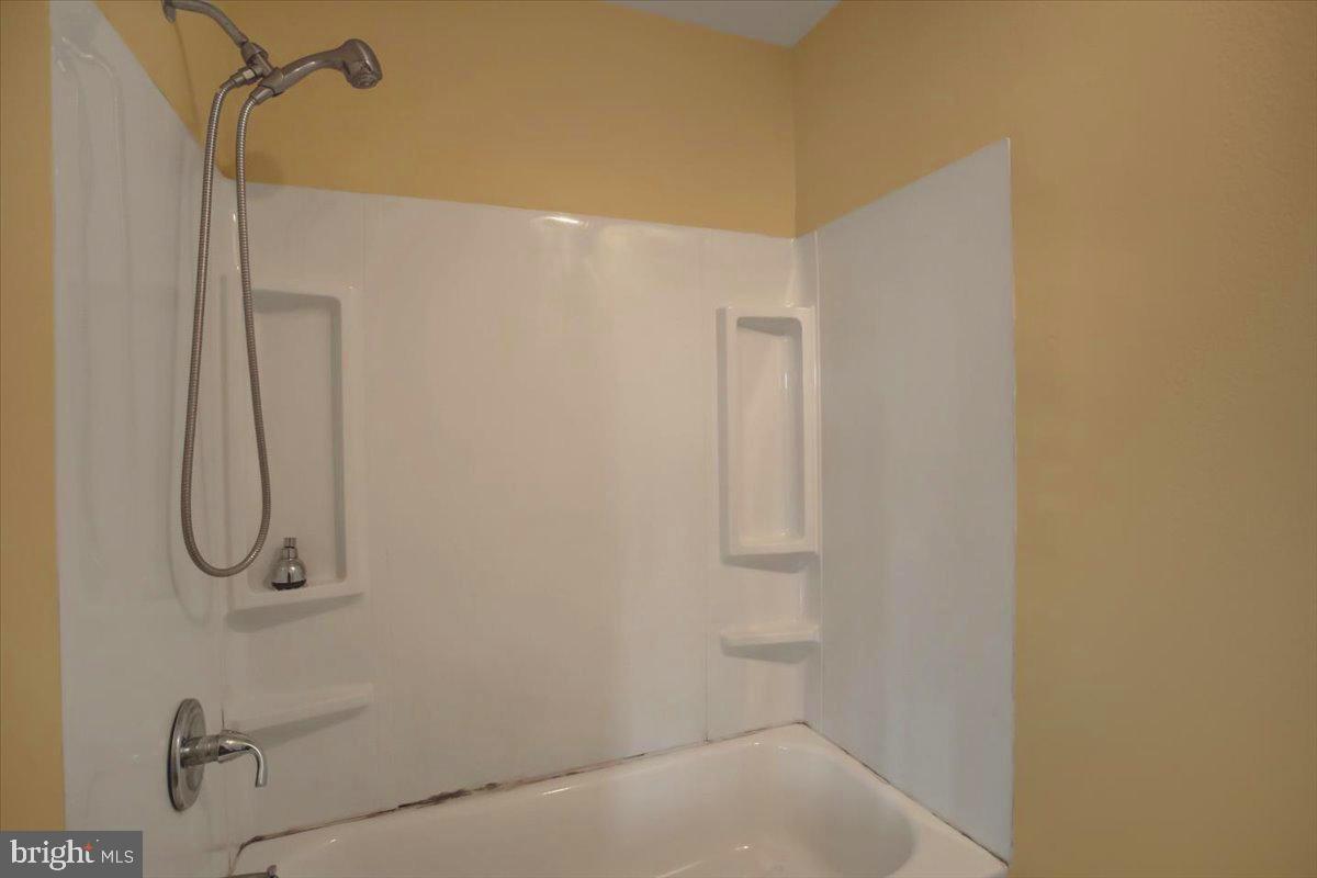 WILDFLOWER CREEK ESTATES - Residential