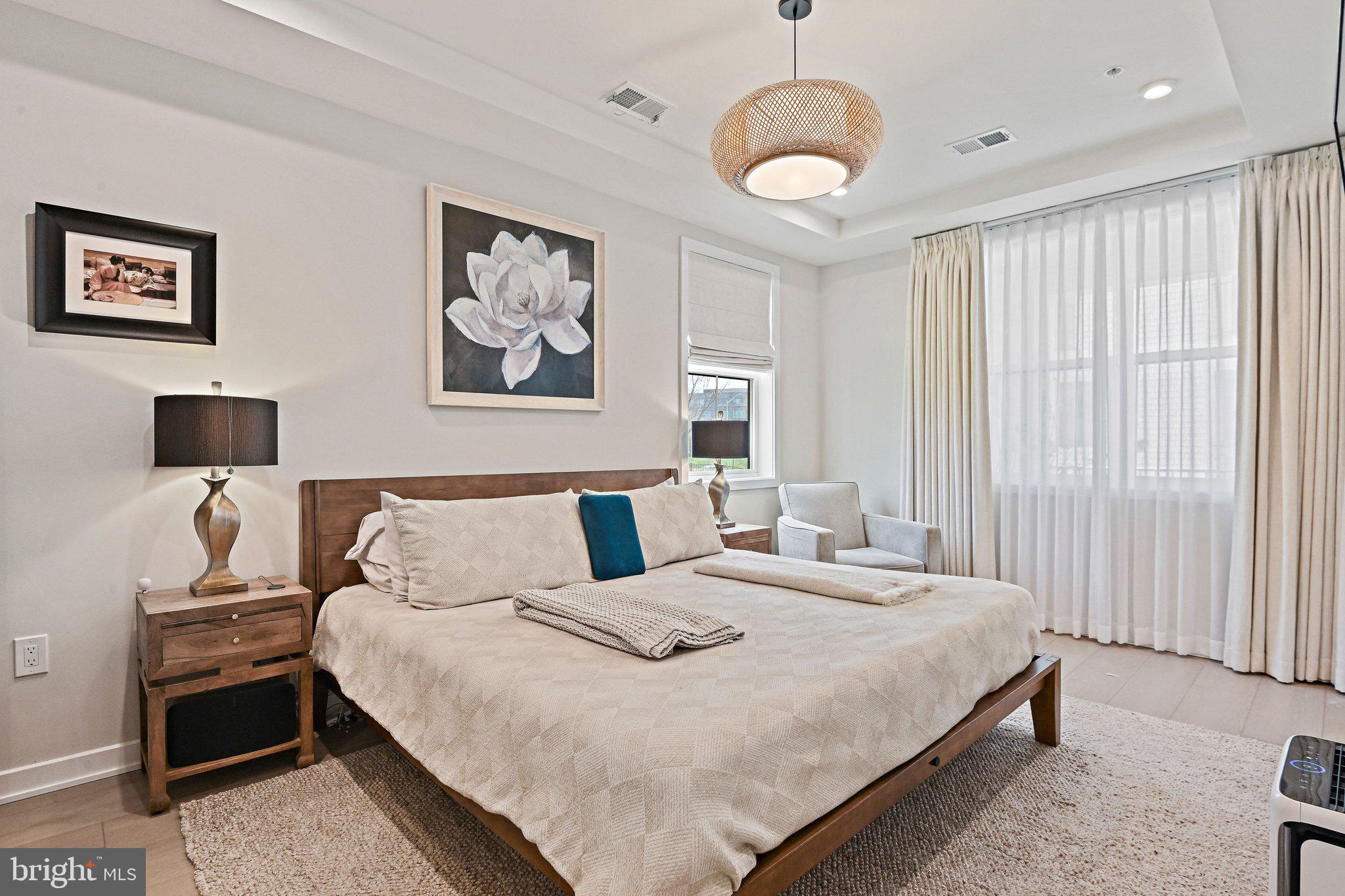 COMMONWEALTH PLACE AT WESTFIELDS - Residential