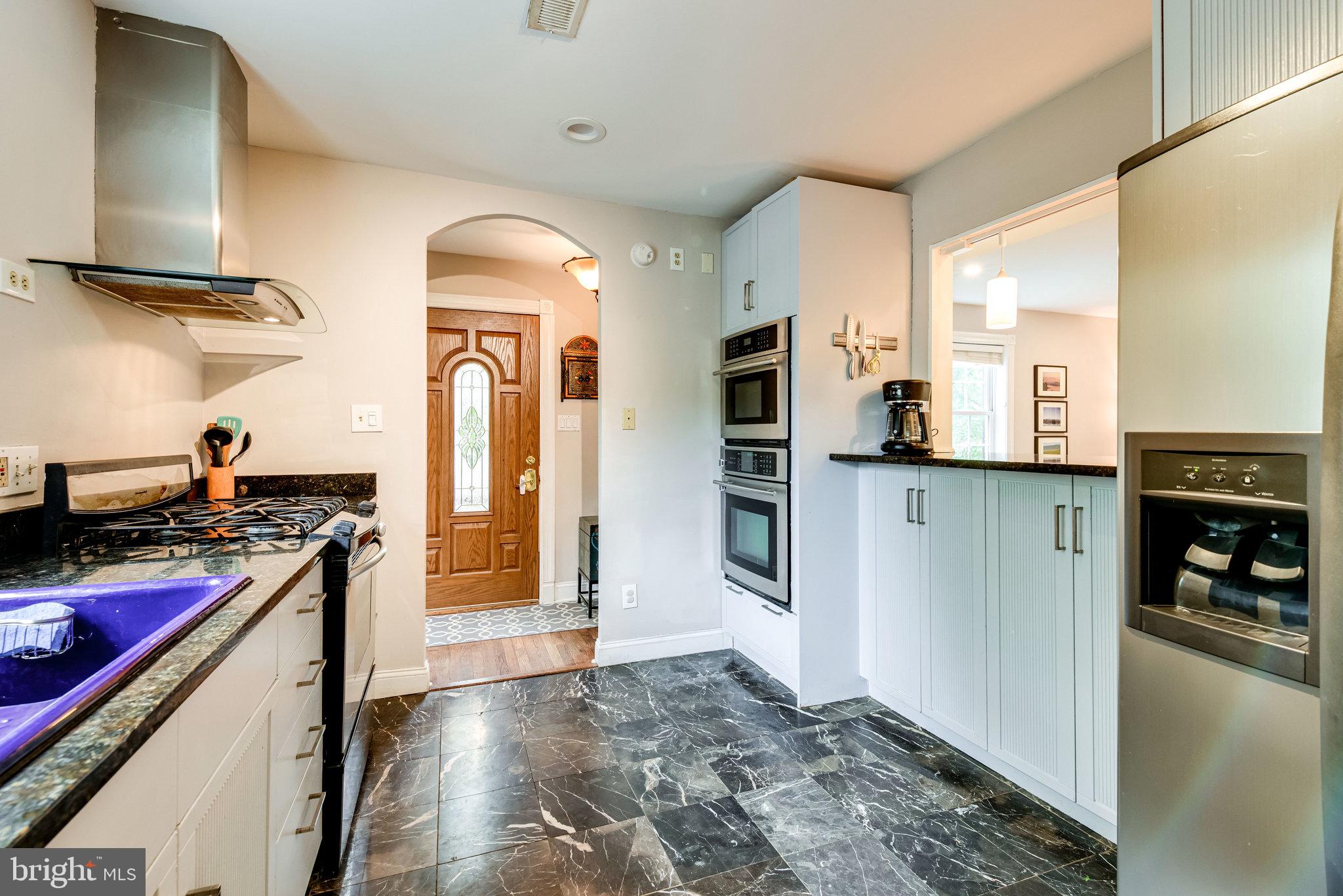 WARWICK VILLAGE - Residential Lease