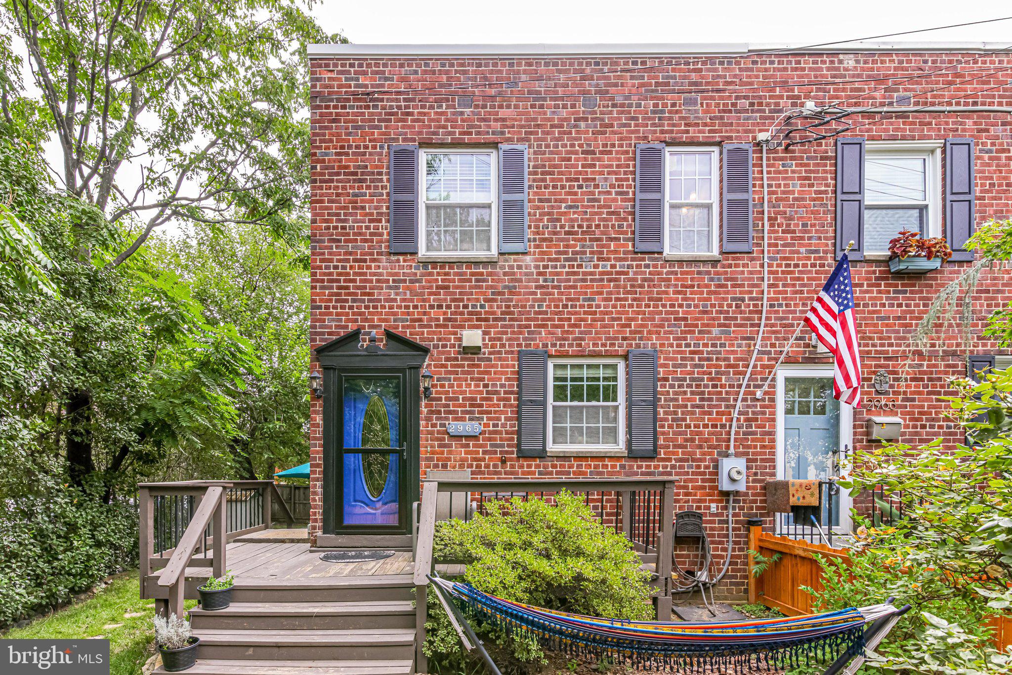 WARWICK VILLAGE - Residential Lease