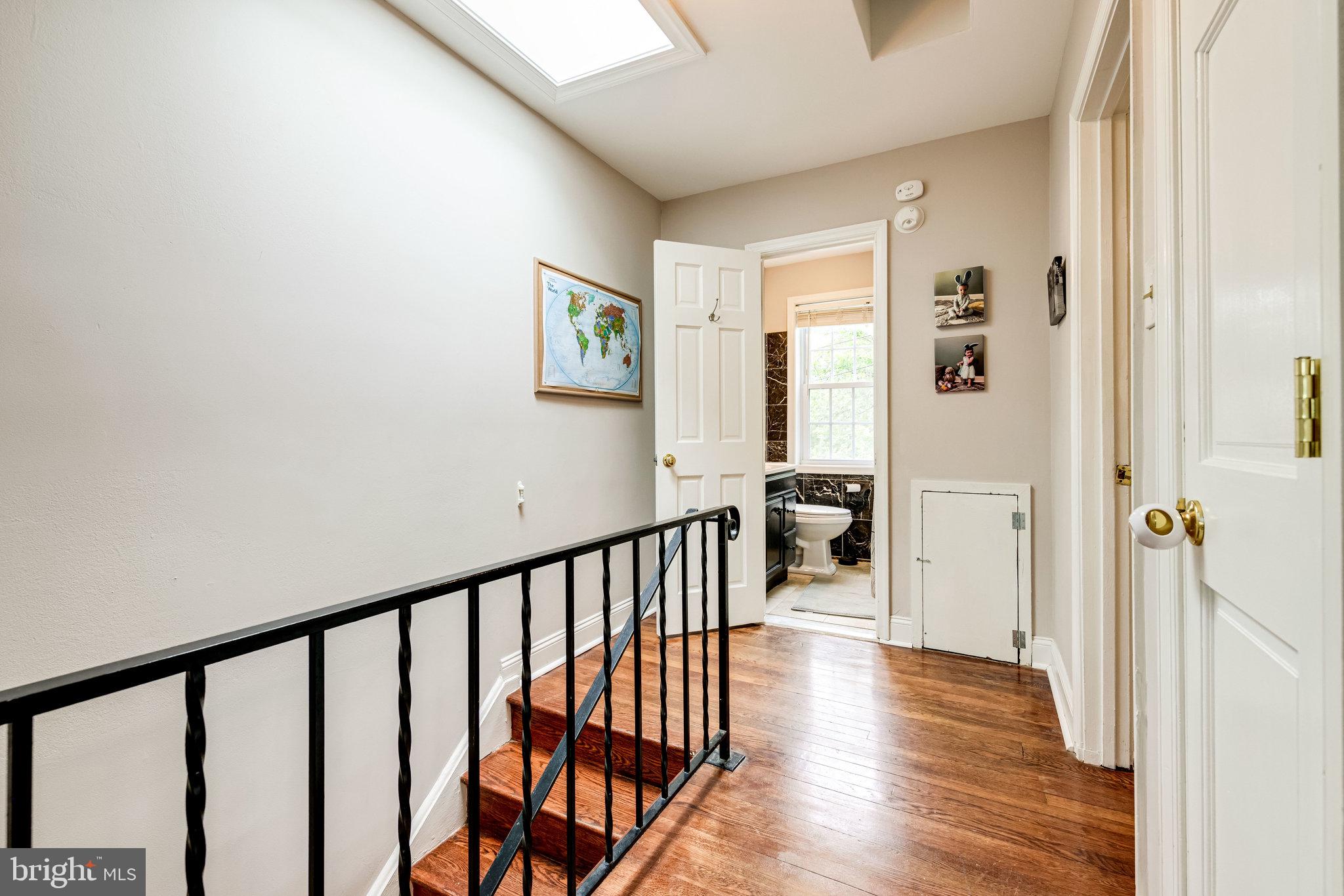 WARWICK VILLAGE - Residential Lease
