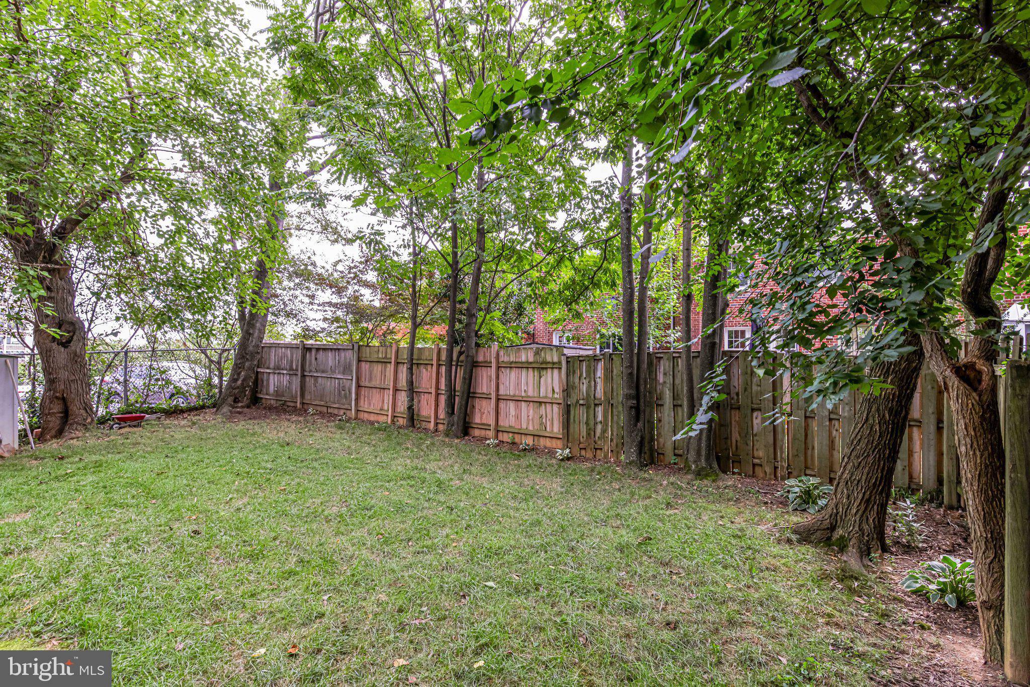 WARWICK VILLAGE - Residential Lease