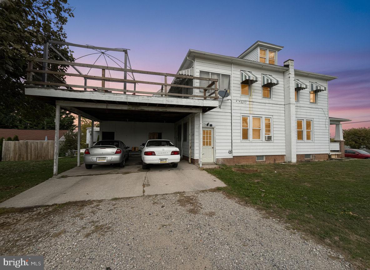 20 & 20 1/2 MONROE STREET