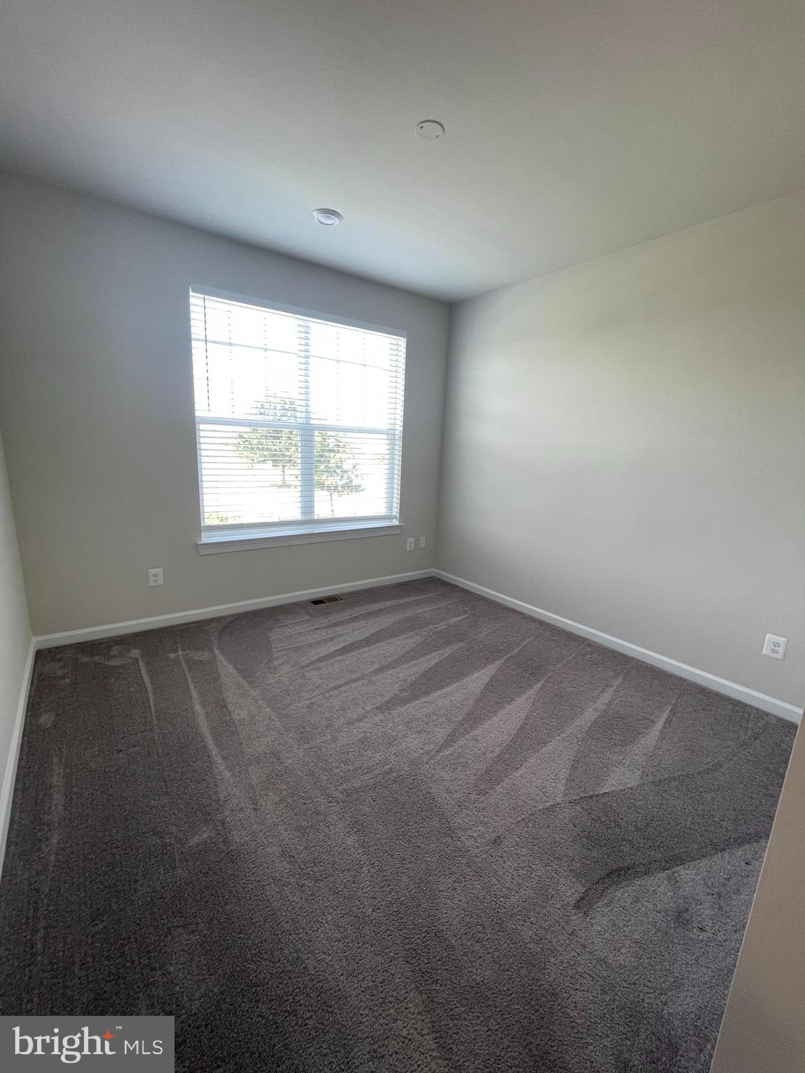 WESTVIEW SOUTH - Residential Lease