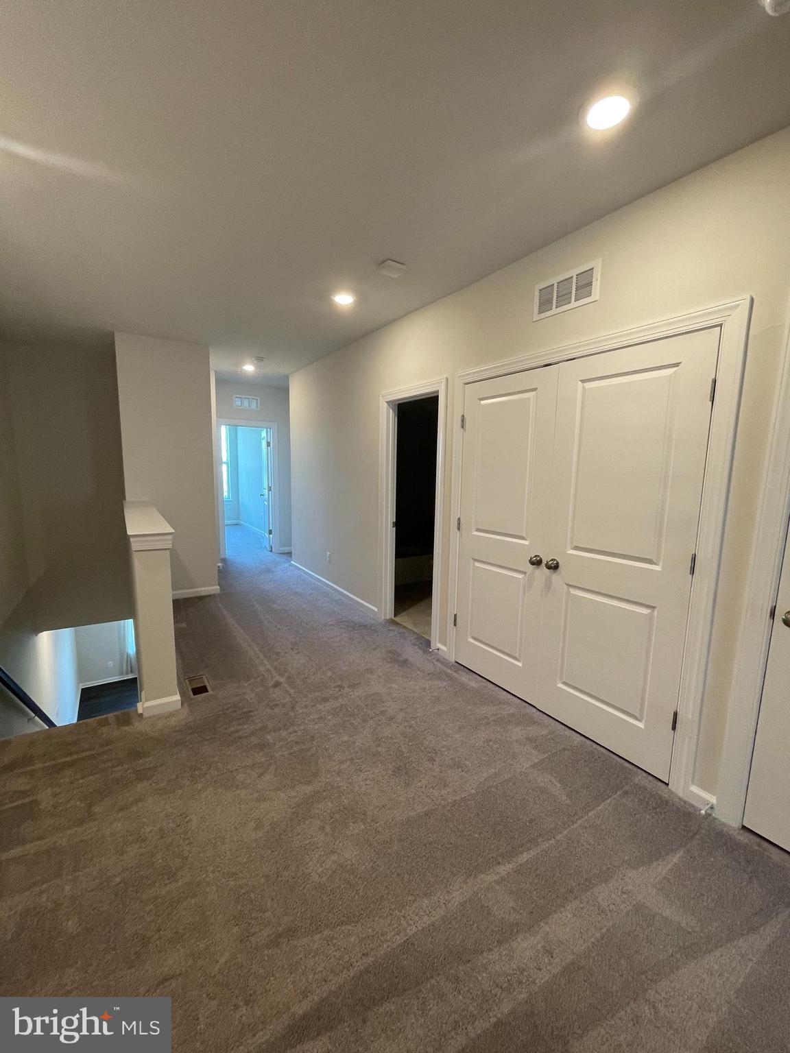 WESTVIEW SOUTH - Residential Lease