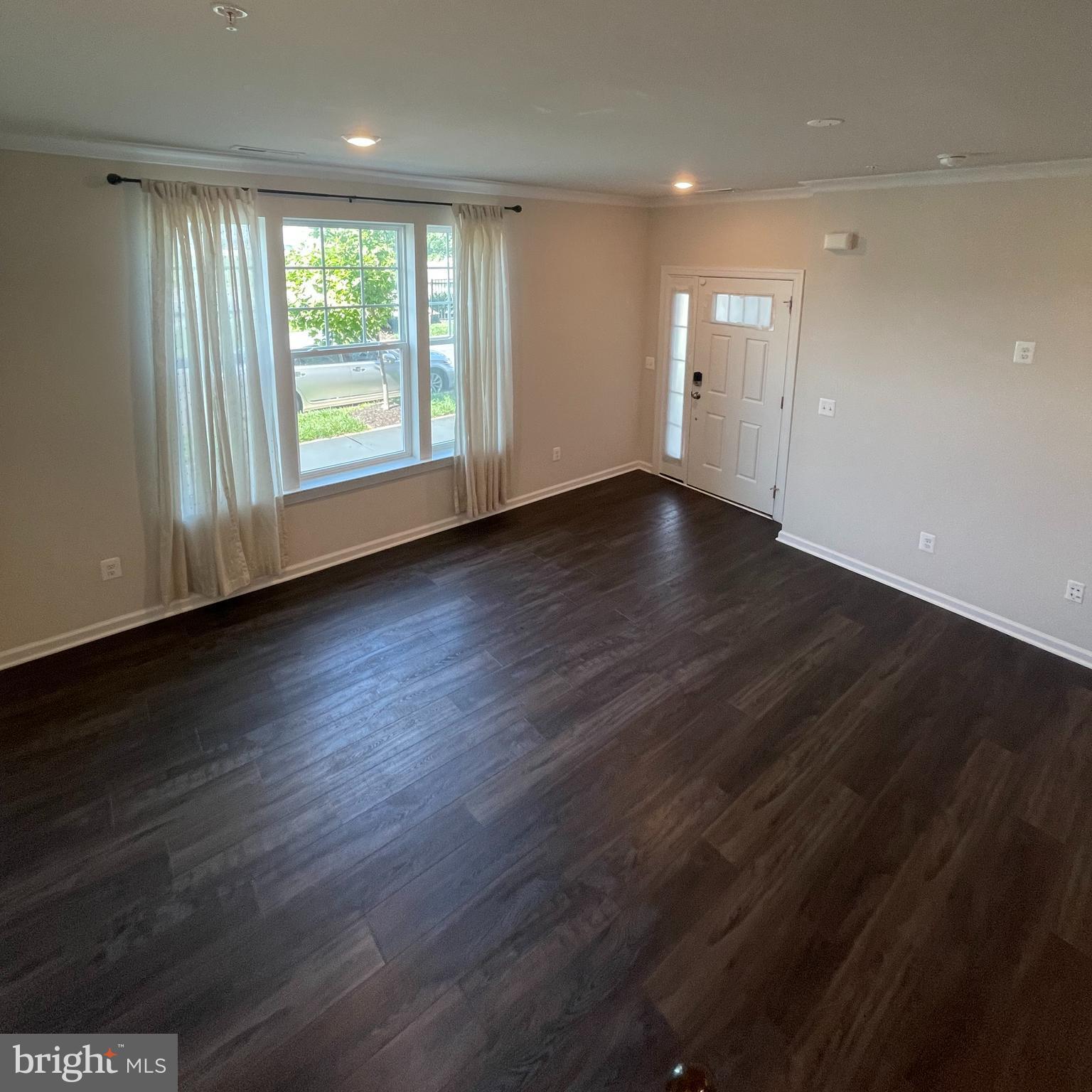 WESTVIEW SOUTH - Residential Lease