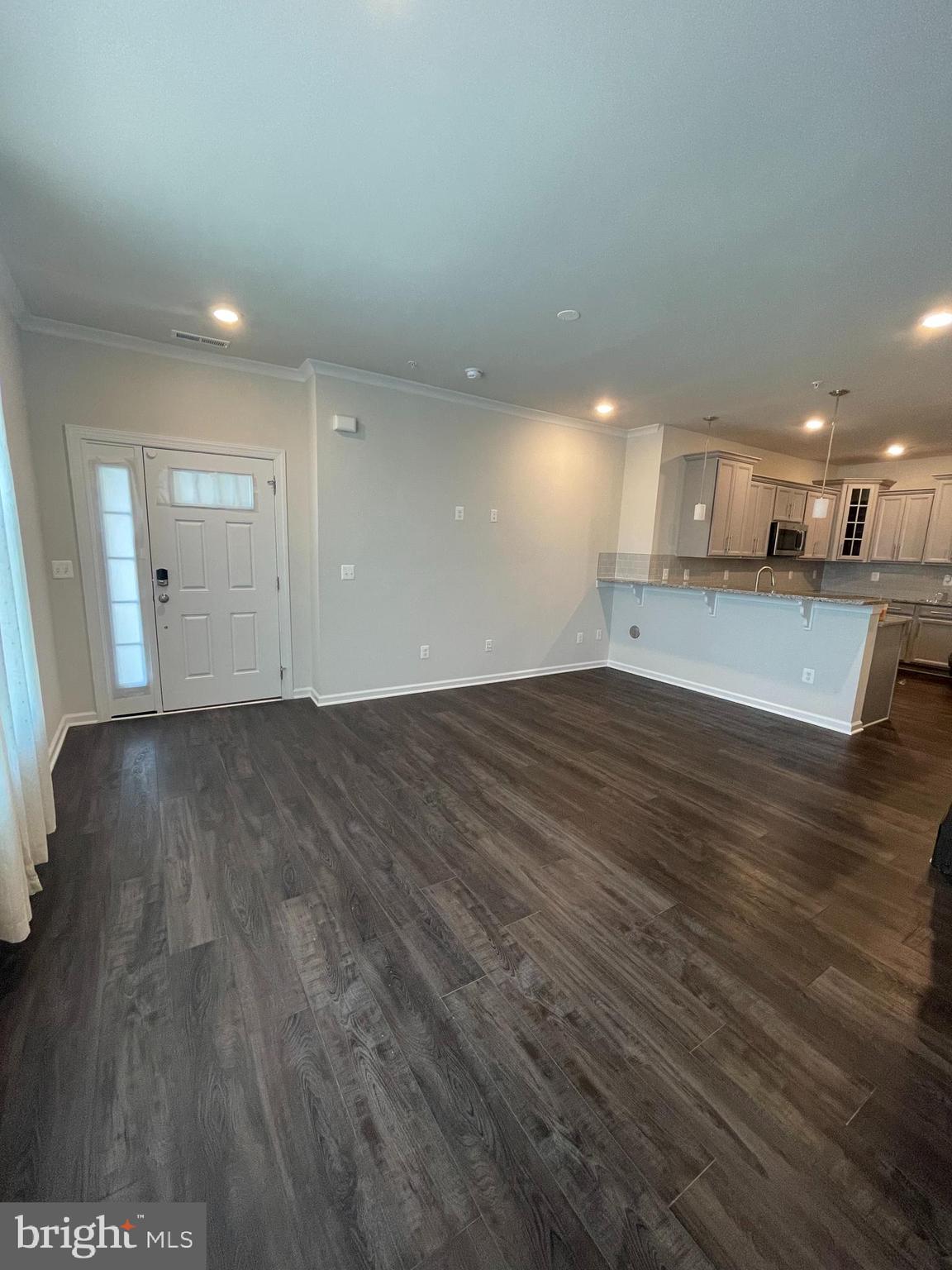 WESTVIEW SOUTH - Residential Lease