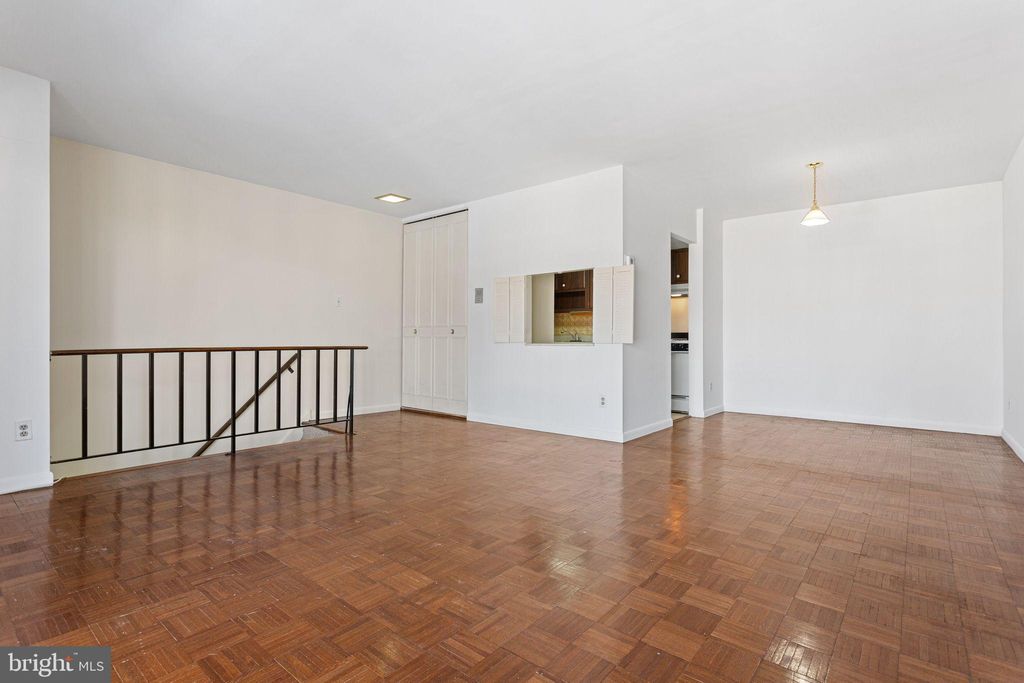 Photo of 318 Old Forge Xing #318, DEVON, PA 19333 (MLS # PACT2114938)