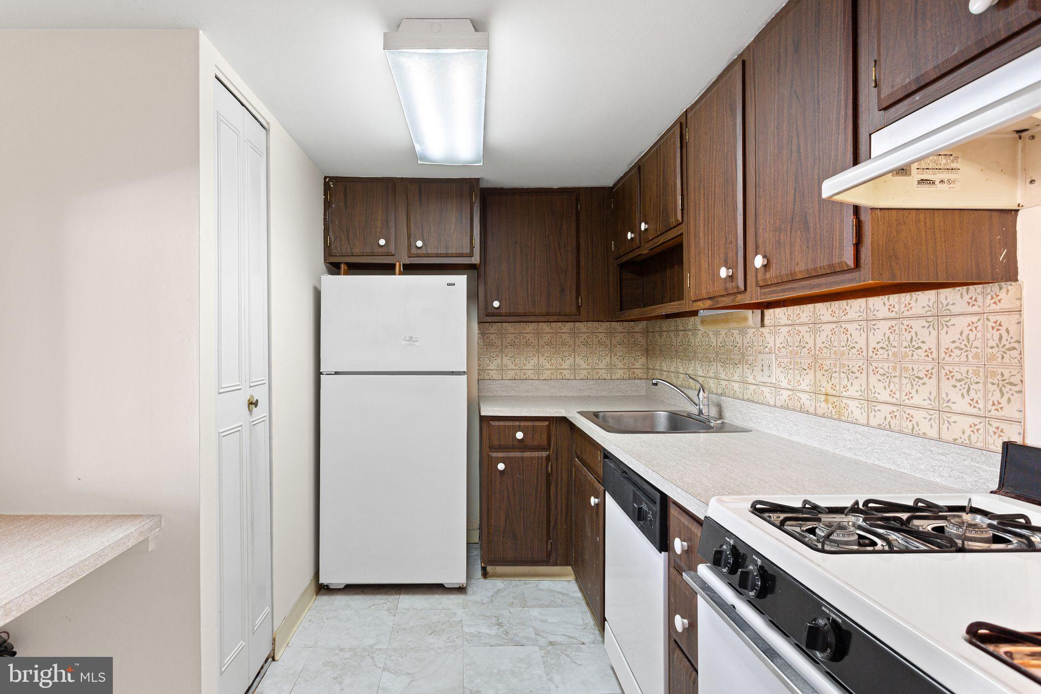 OLD FORGE CROSSING - Residential