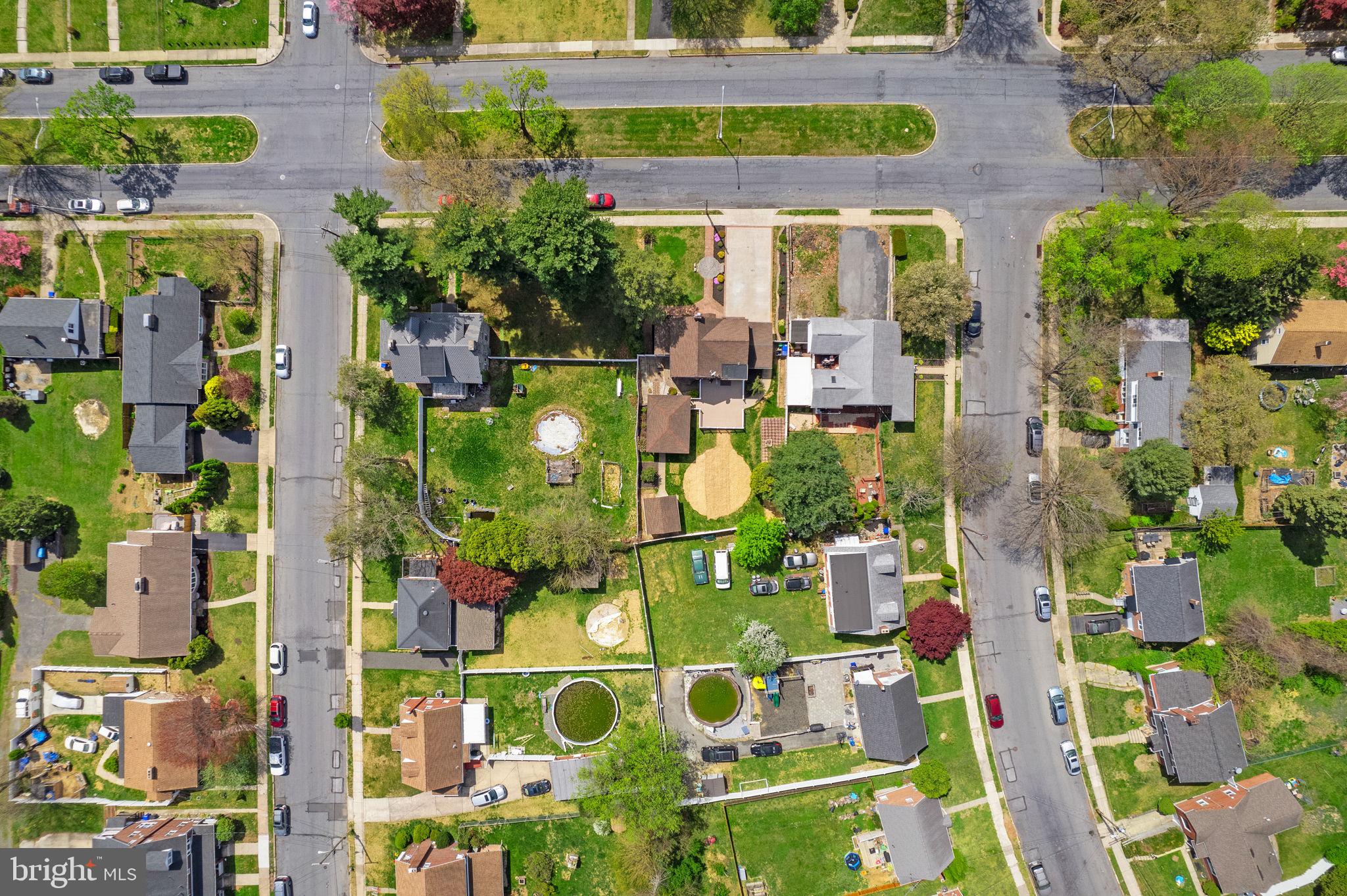 BROOKFIELD MANOR - Residential