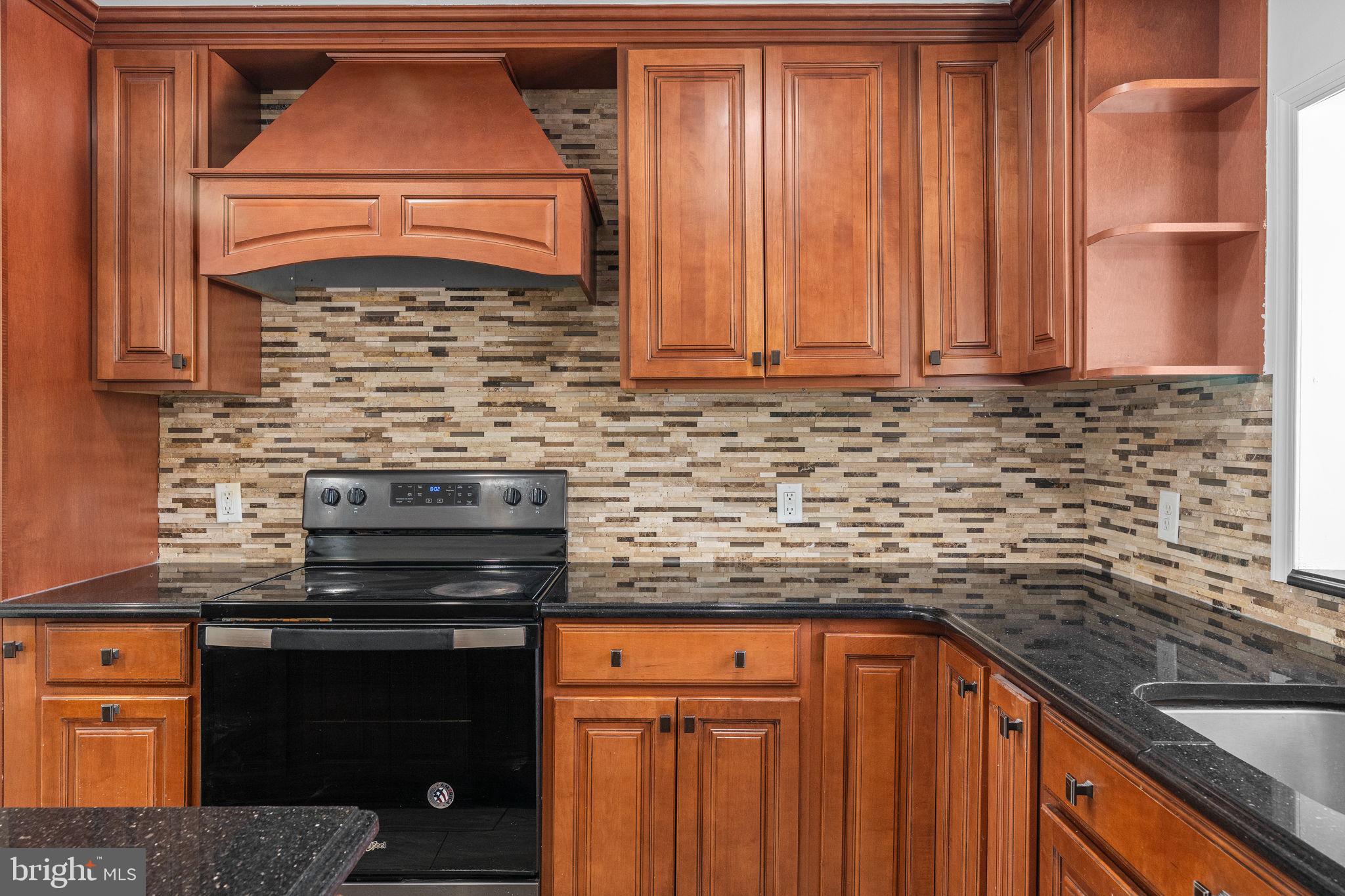 BROOKFIELD MANOR - Residential