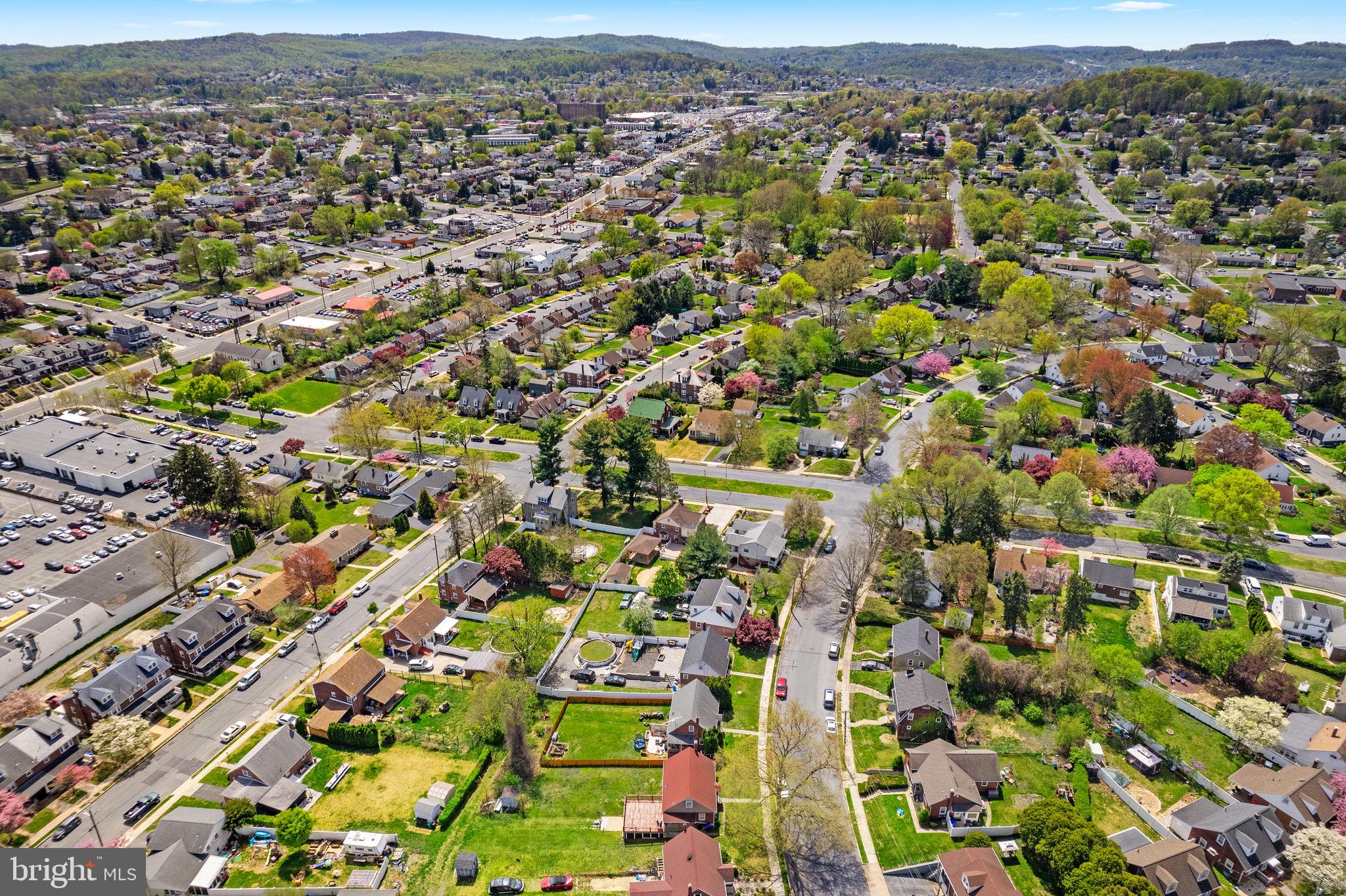 BROOKFIELD MANOR - Residential