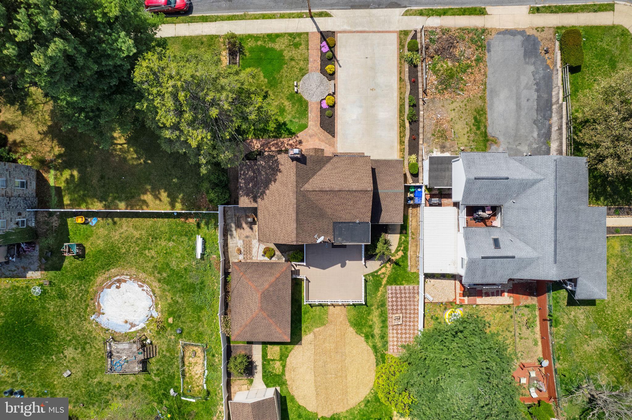 BROOKFIELD MANOR - Residential