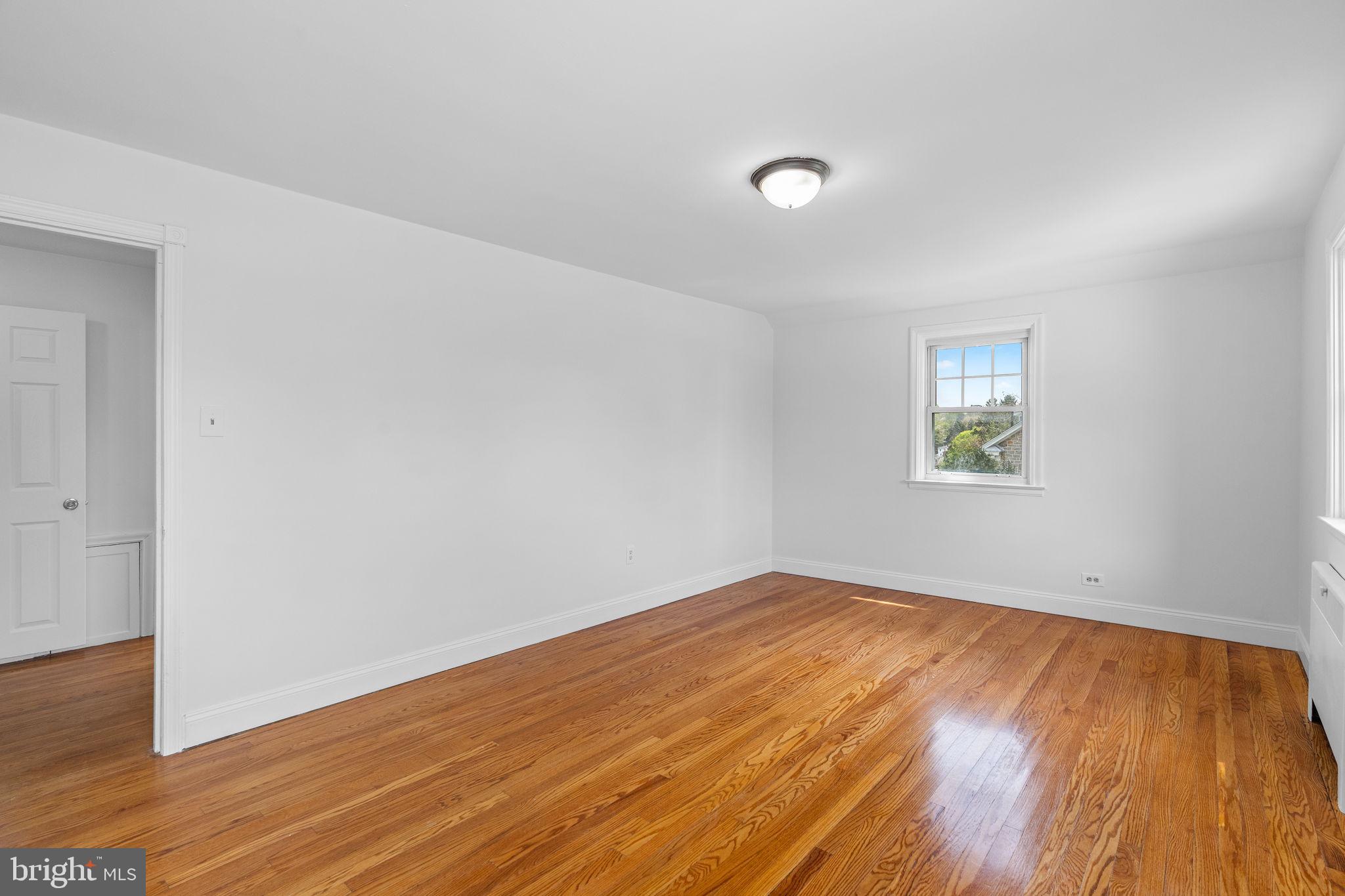 BROOKFIELD MANOR - Residential