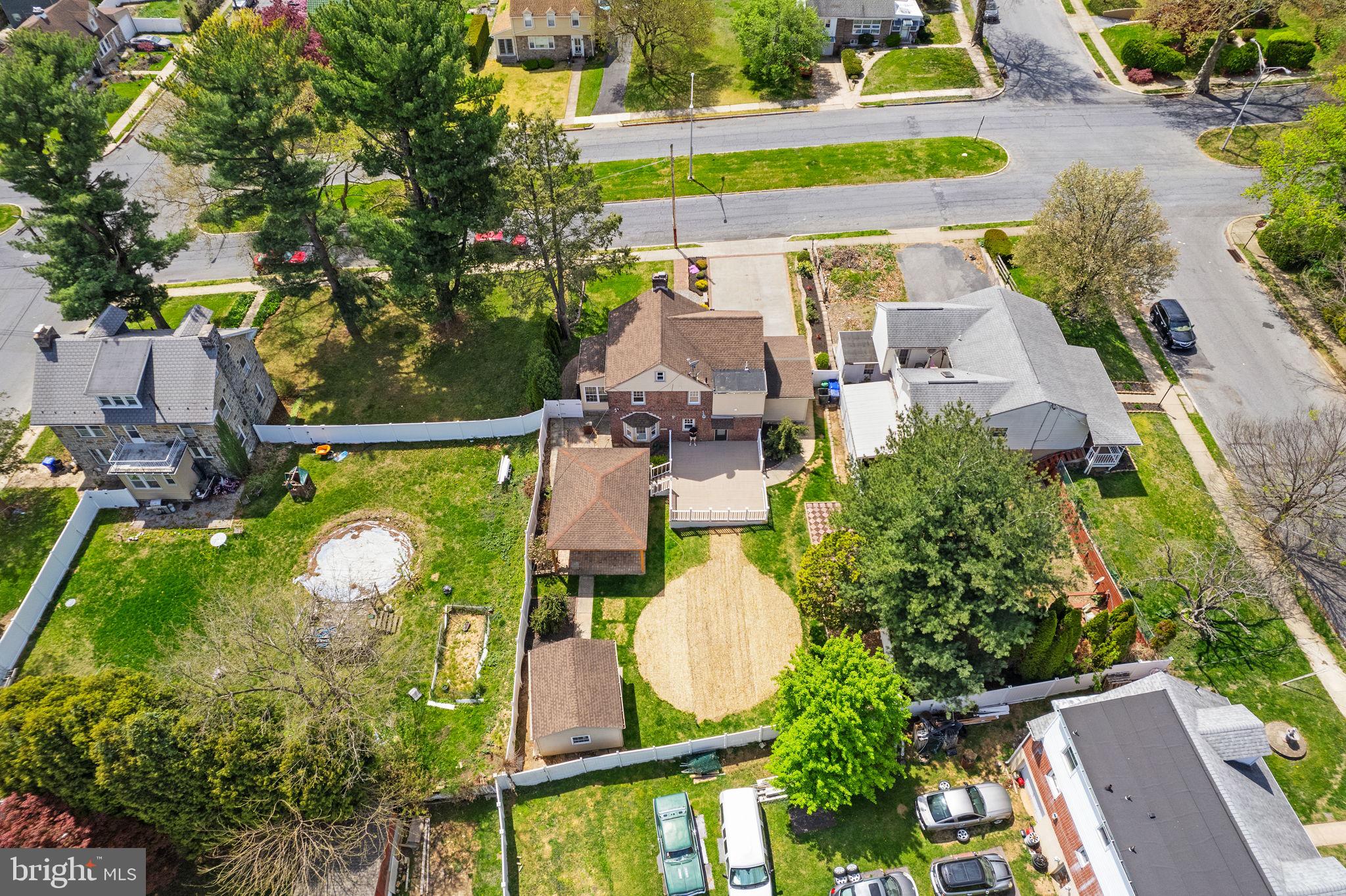 BROOKFIELD MANOR - Residential