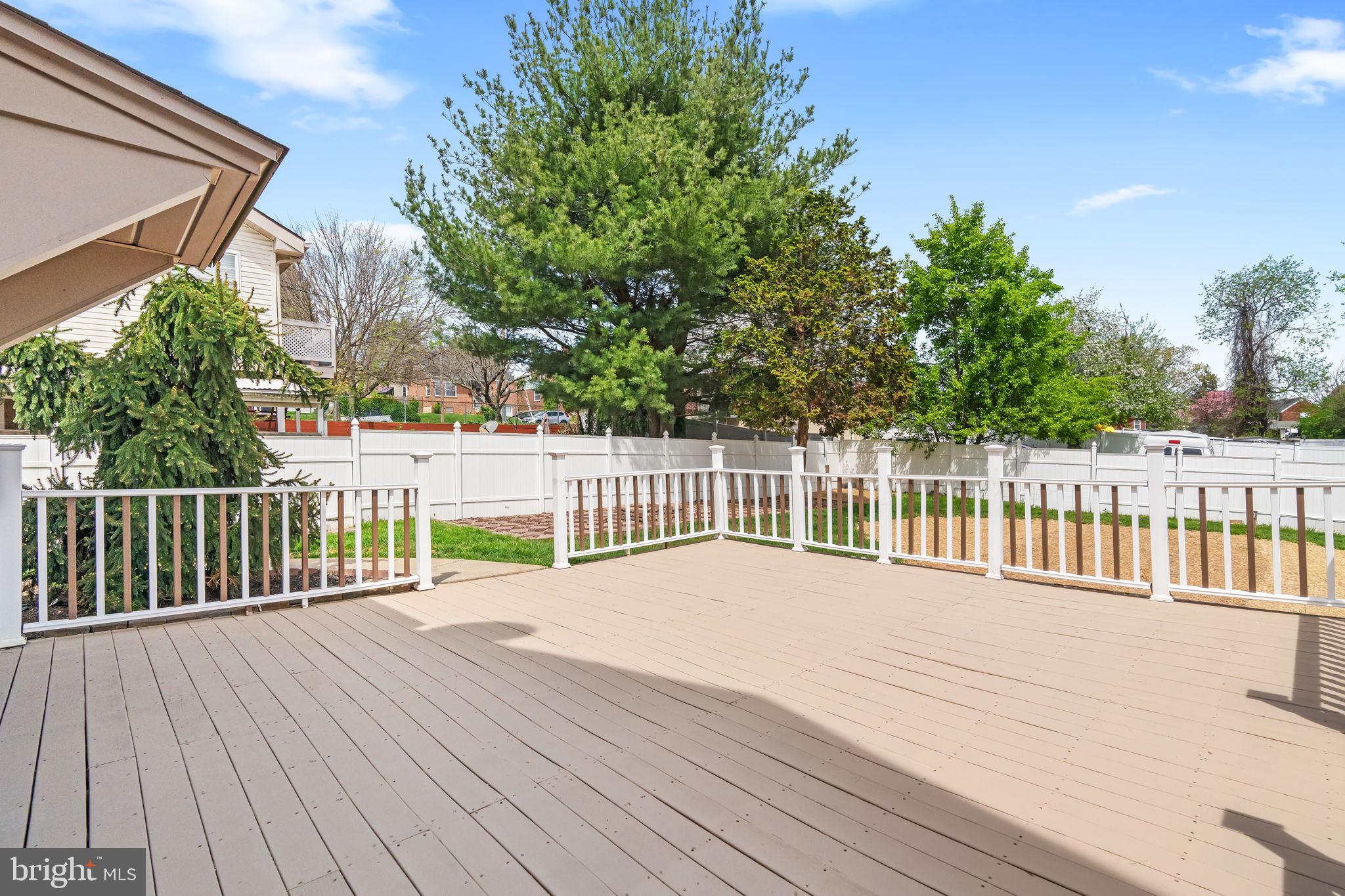 BROOKFIELD MANOR - Residential